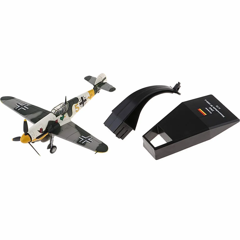 Zalati BF-109 1:72 Model Kit Aereo da Combattimento Tedesco con Supporto Espositore