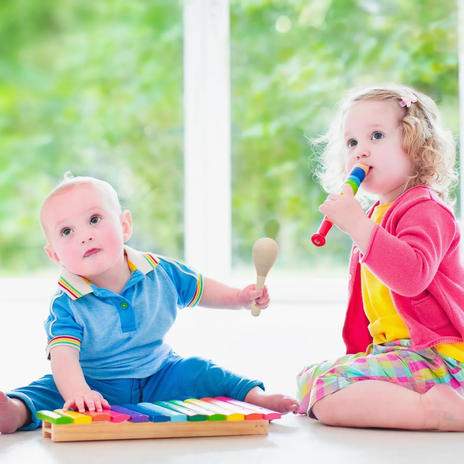 12 Pezzi Maracas in Legno per Ragazzo Ragazza, Giocattoli Musicali Educativi per Feste e Casa, Strumenti Percussivi Fai da Te per Sviluppo Coordinazione Manuale e Artistica
