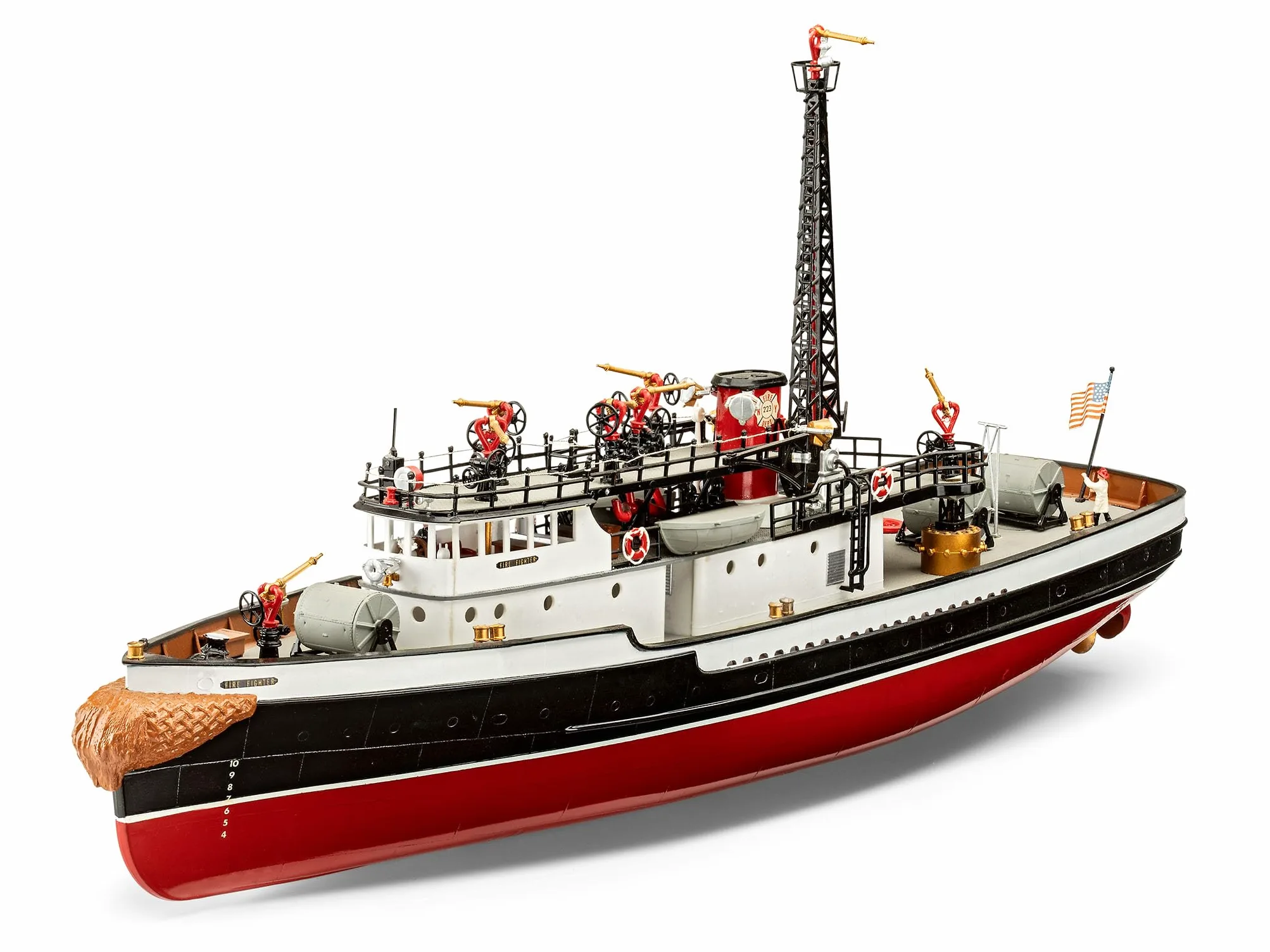 Revell The Firefighter, modellino di barca antincendio in scala 1:87, con 485 pezzi, barca estinguente di New York ricca di dettagli, con 7 mazzi, cannoni e cabina di controllo, a partire dai 12 anni