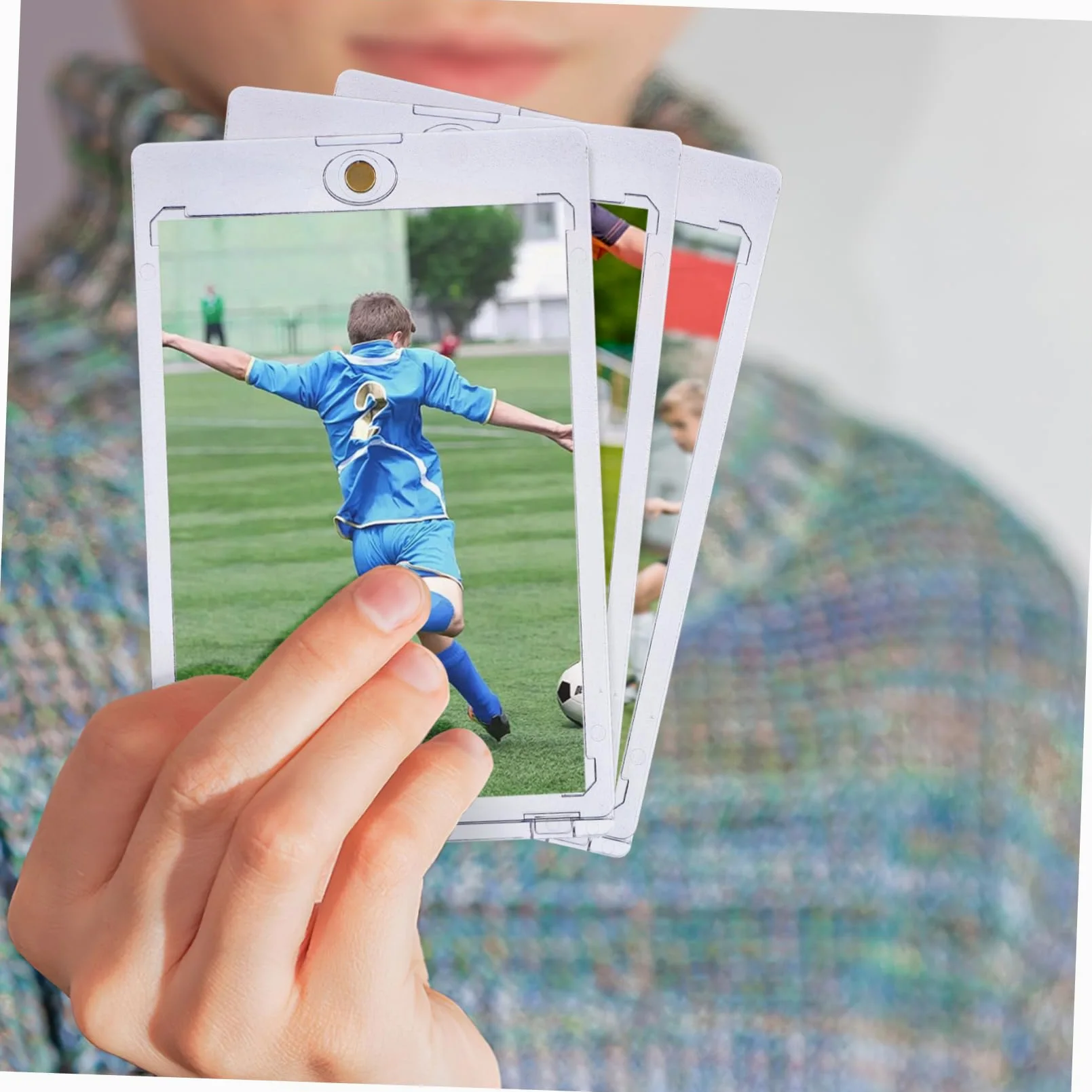 ibasenice 18 Pezzi Portacarte Magnetici in Ps, Protezione Rigida per Carte da Gioco e Collezionabili, Chiusura Sicura, Uso Versatile