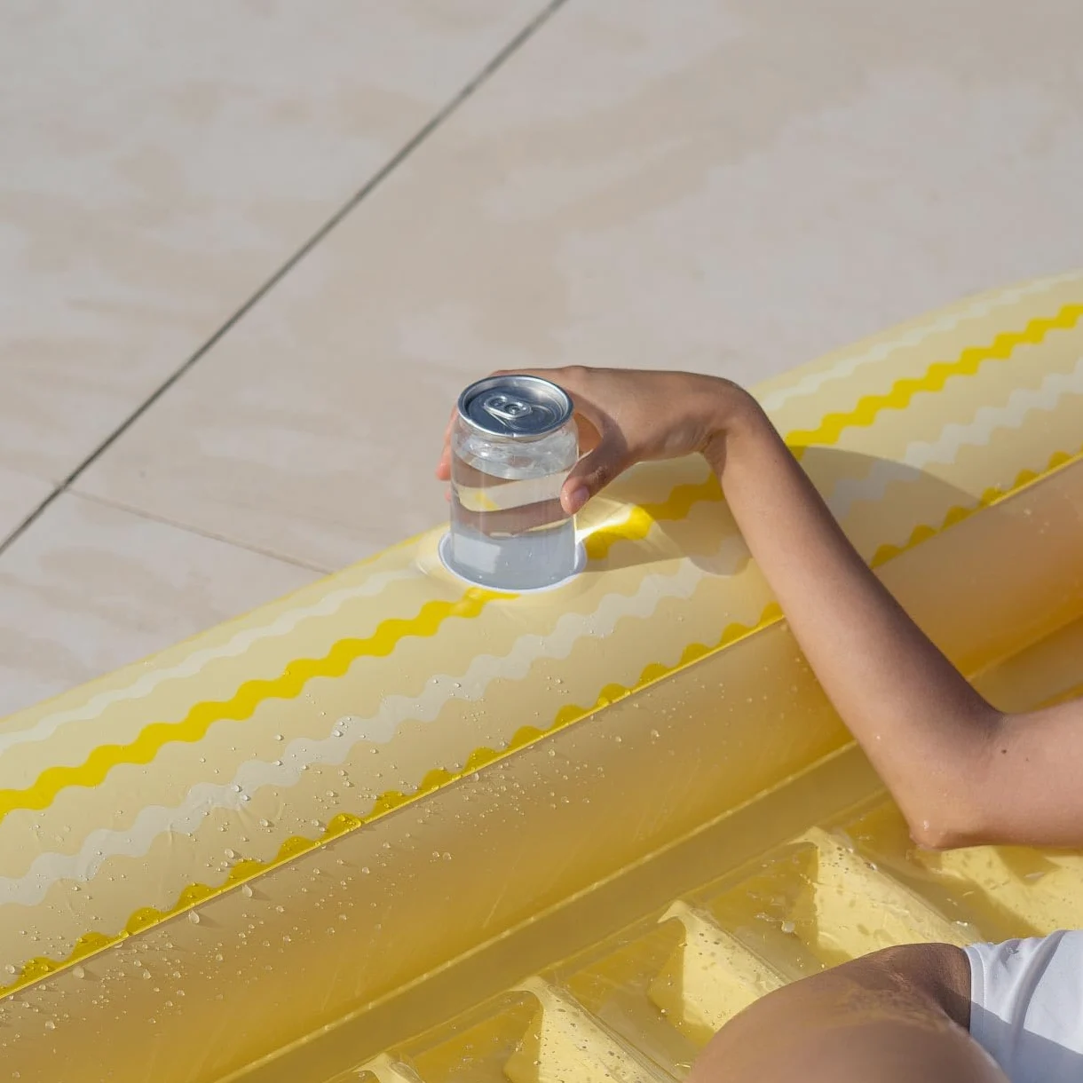 Flamingueo Materassino Mare - Tanning Pool Individuale - Portabicchieri Incluso - PVC Resistente - Dimensione Grande - Cuscino Smontabile