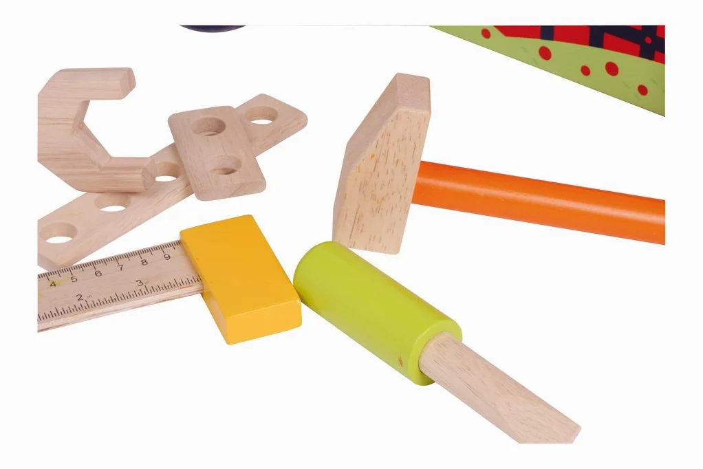 1595 Macchina primi passi «Banco da lavoro» small foot in legno, con tutti i tipi di accessori, divertimento ed apprendimento motorio, a partire da 2 anni.