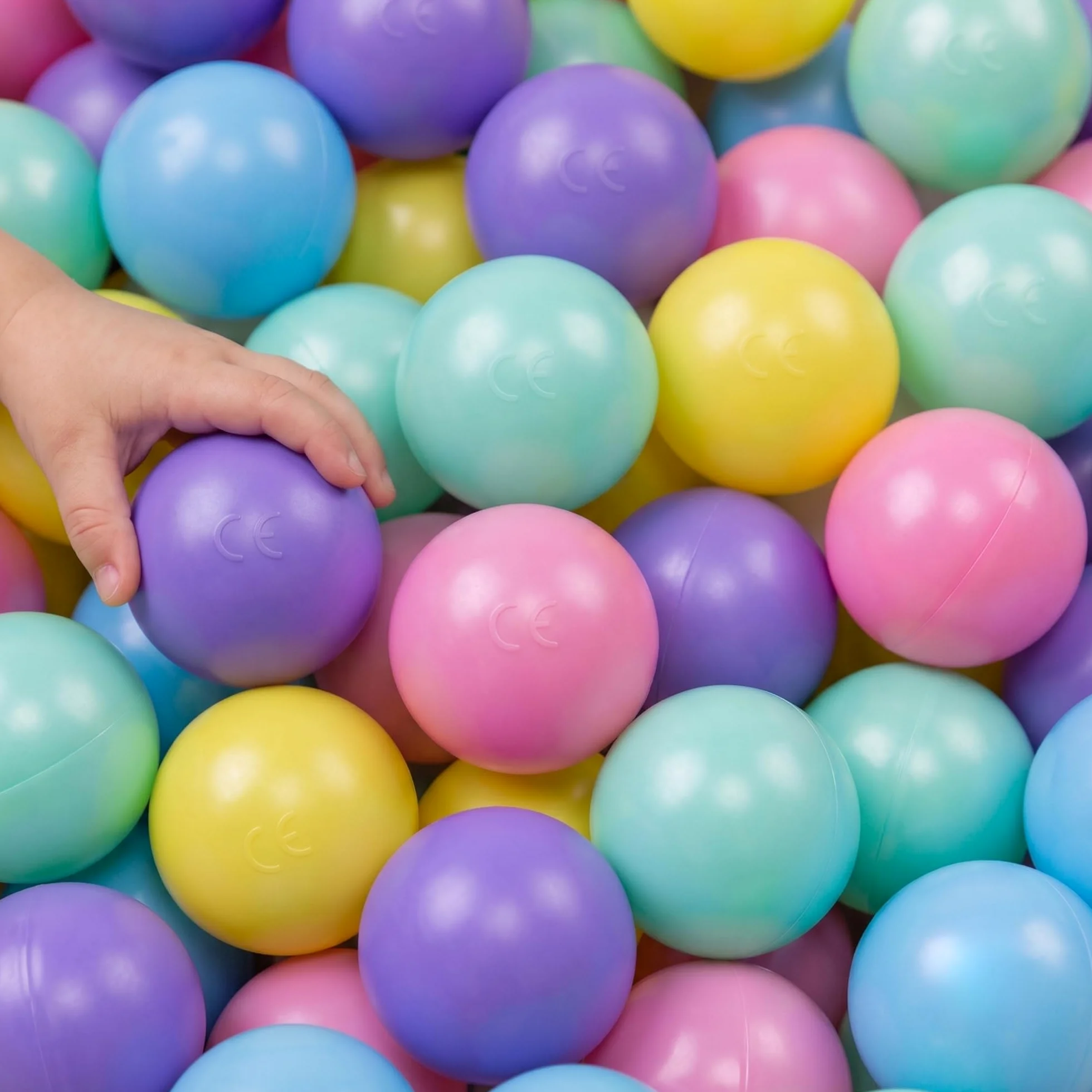 LittleTom Dalla Nascita: 1000 Palline per Piscina Bambi 5,5cm - Palline Plastica Bambini Colorate - Palline Gioco Palla per Piscina Giochi per Piscina Neonato - Palline Bimbi Colorate Palloni Piscina