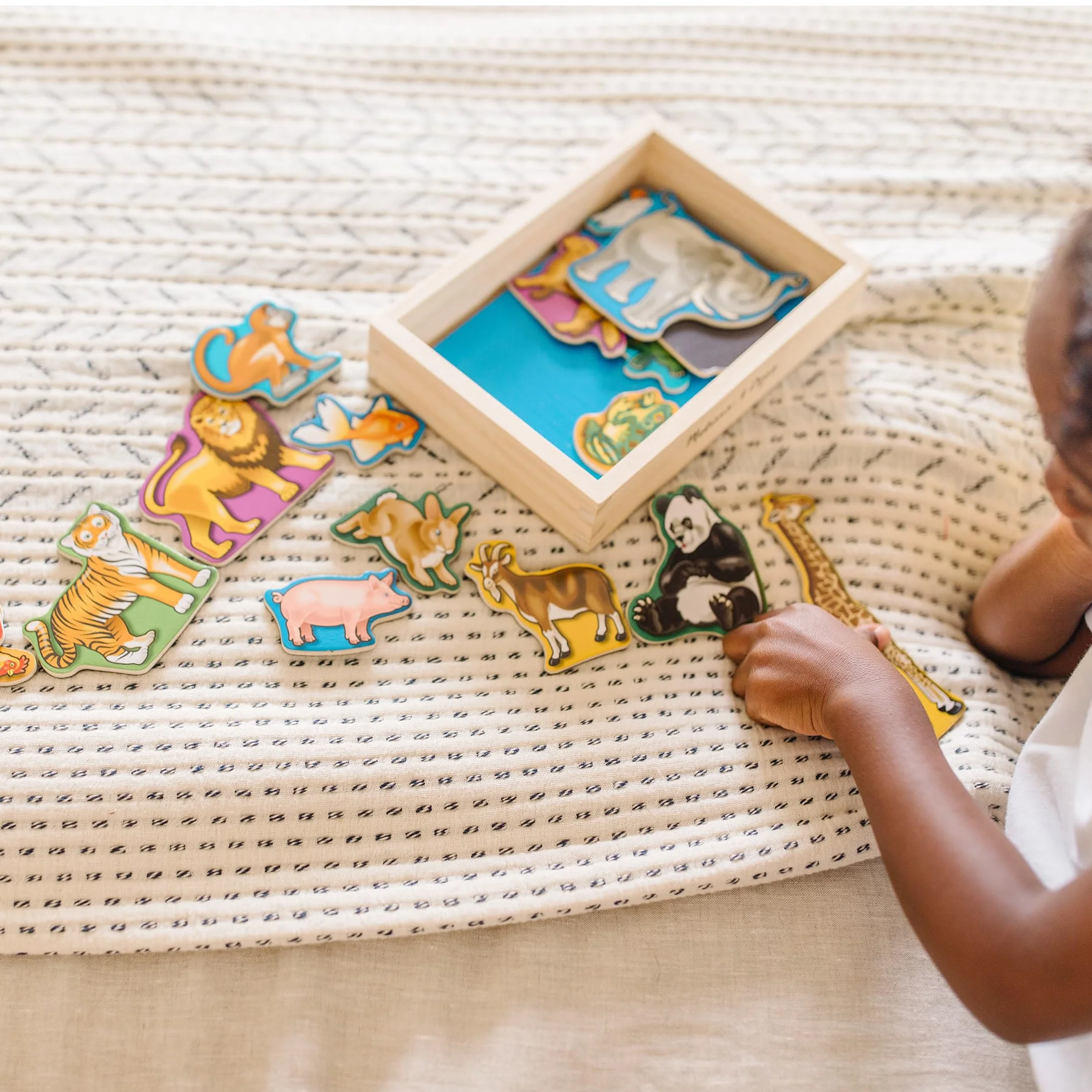 Melissa & Doug Magneti Bambini - Gioco Calamite Educativo in Legno per Lavagna Magnetica, 2+ Anni