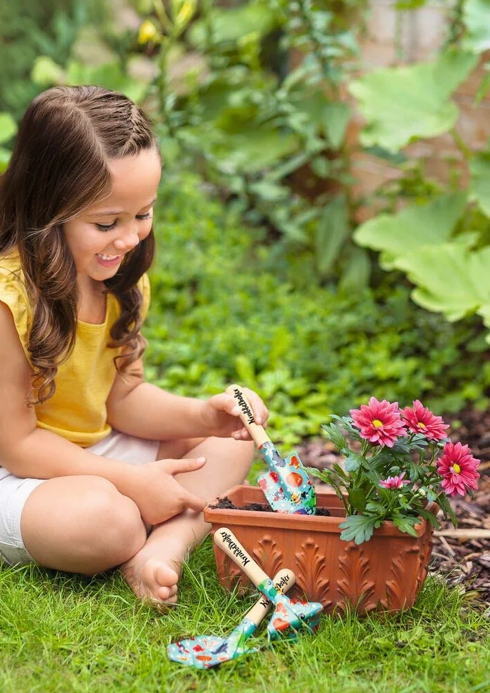 Moses. 16142 - Set di 3 Attrezzi da Giardino per Bambini, Paletta da Giardino, Vanga e rastrello, Multicolore