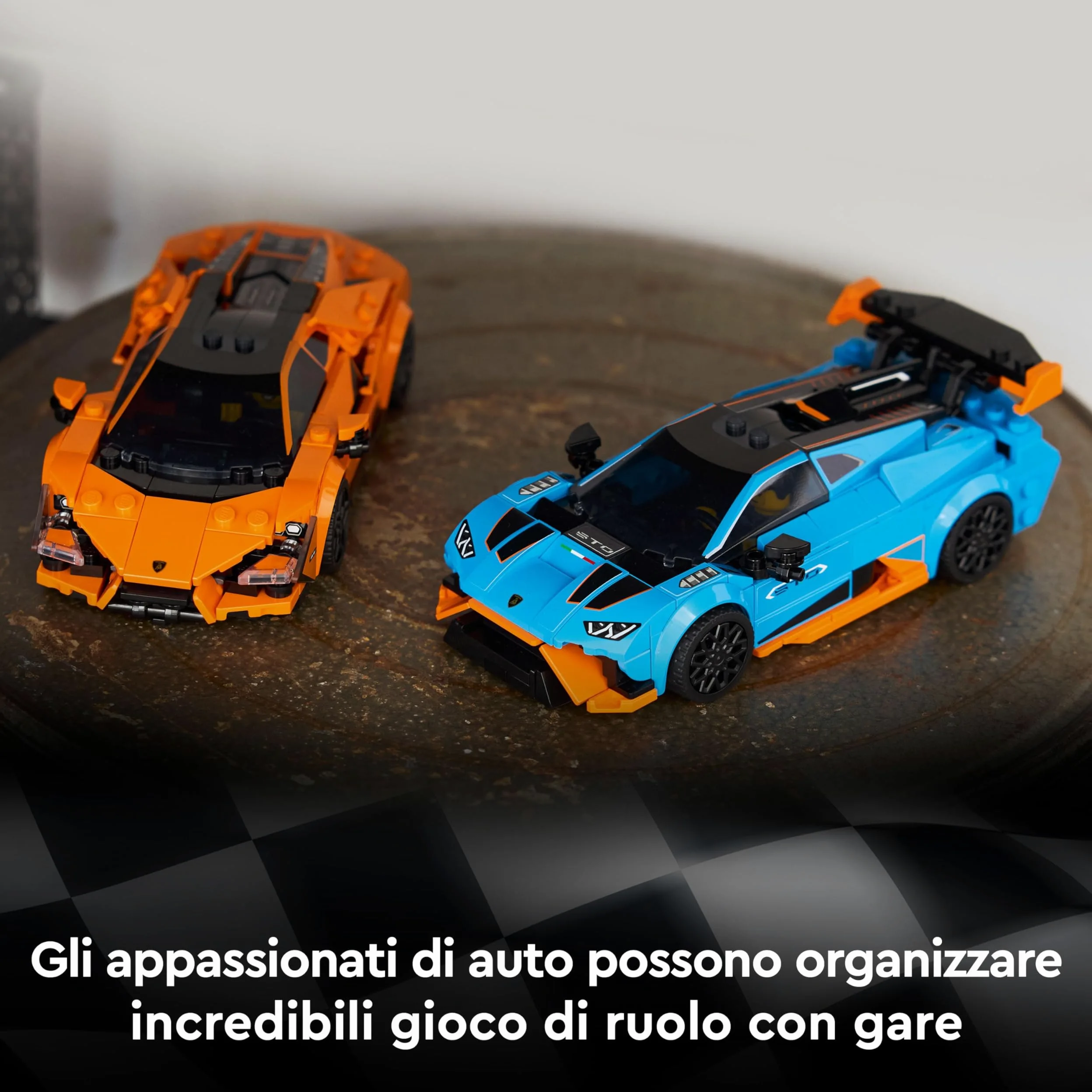 LEGO Speed Champions Lamborghini Revuelto e Huracán STO - Modellini di Auto da Corsa - Macchine Giocattolo con 2 Minifigure dei Piloti - Regalo di Compleanno per Bambini da 10 Anni in su - 77238 | Kit modello auto da corsa, 2 minifigure pilota, set da col