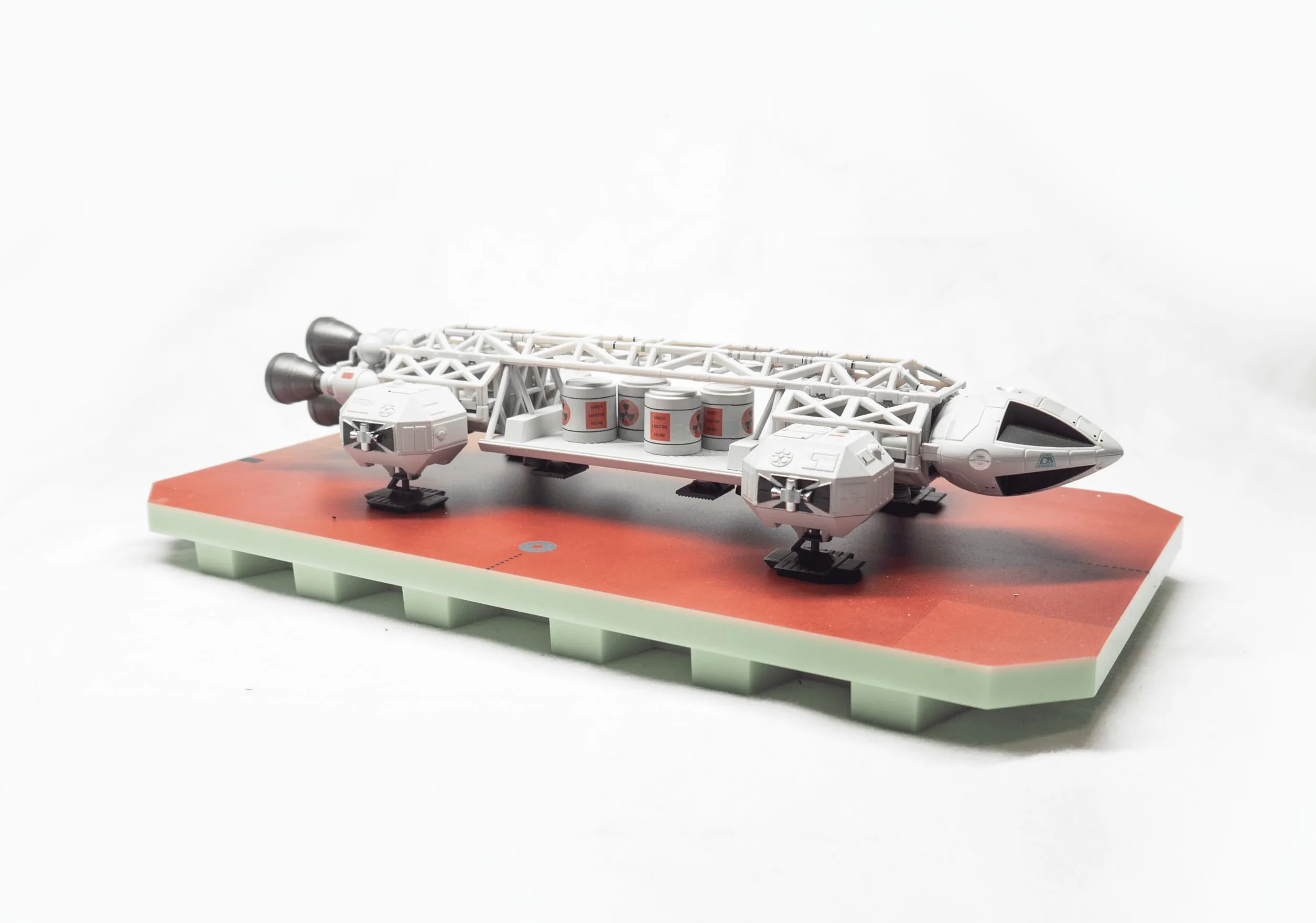 Spazio: 1999 Pallet Eagle Shuttle Model - Nave spaziale da collezione edizione limitata, scatola ufficiale Gerry Anderson Spacecraft e collezionisti