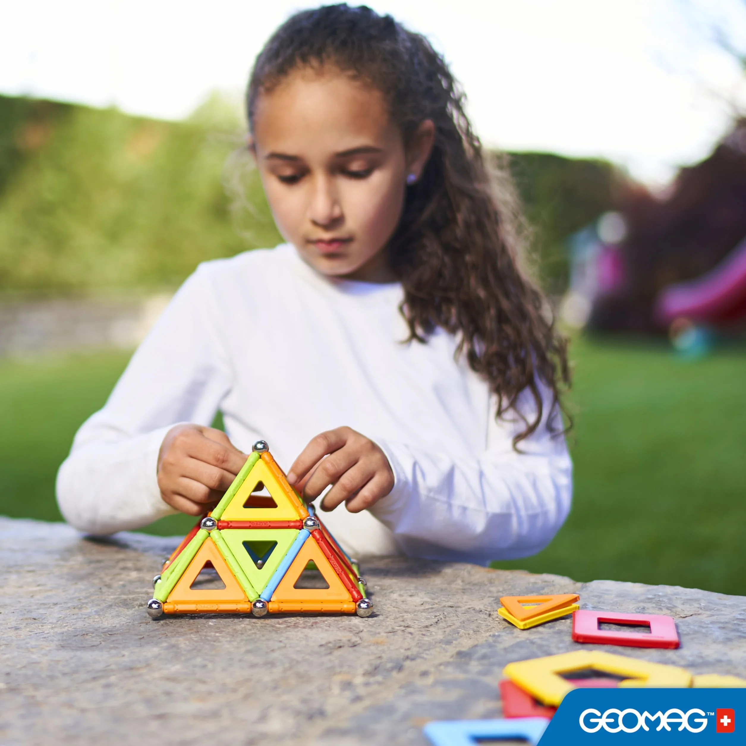 Geomag - Supercolor Costruzioni Magnetiche Per Bambini, Giocattolo Magnetico Linea Green 100% Plastica Riciclata, 78 Pezzi