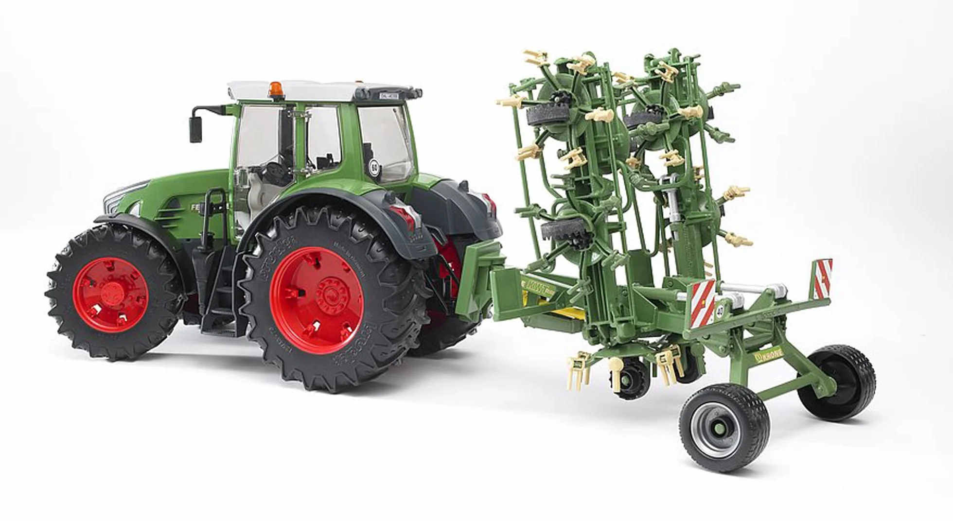 Bruder 02224 Spandivoltafieno Krone KWT 8,82