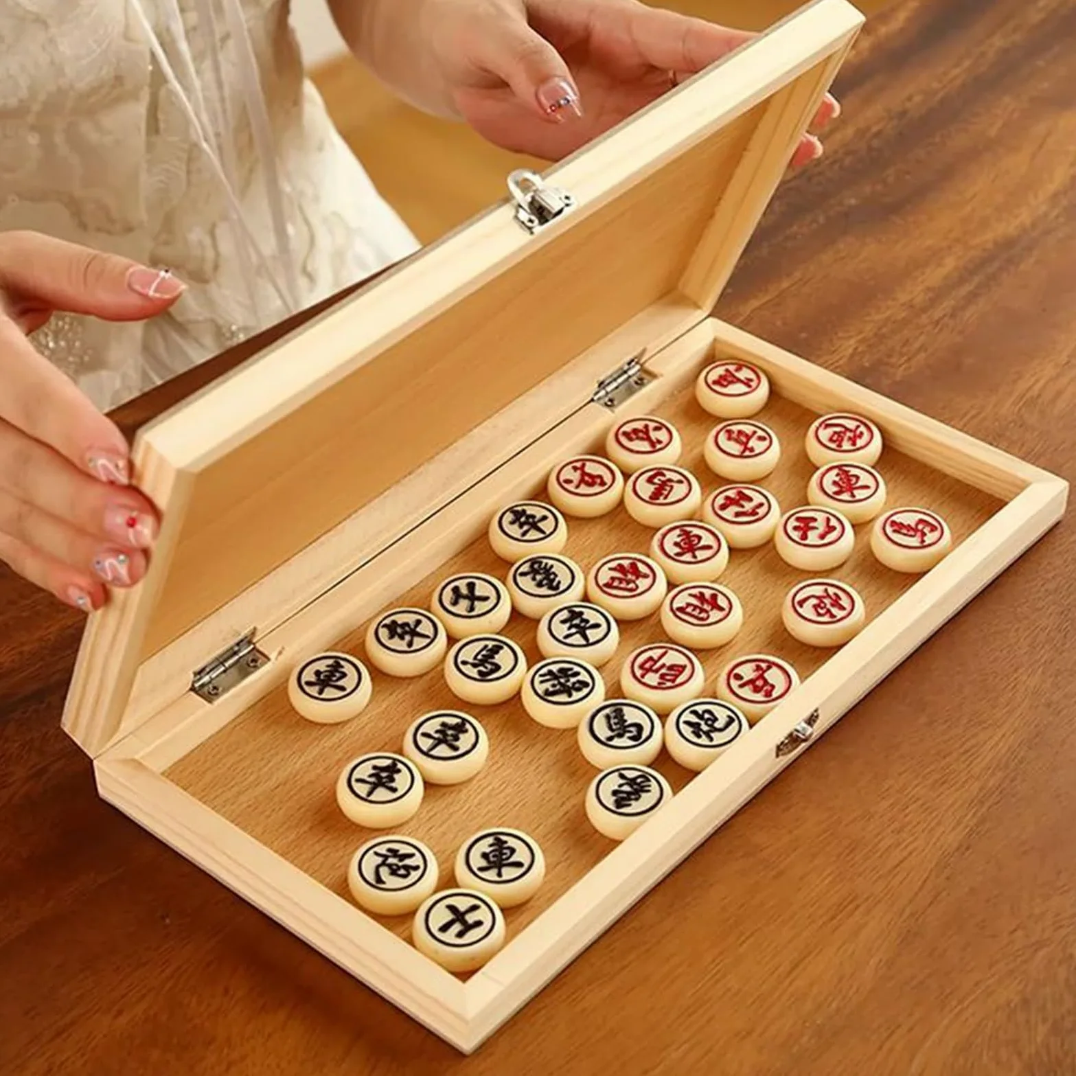 Set di Scacchi Cinesi con Scacchiera Pieghevole in Legno, Portatile, Magnetico Xiangqi, Tradizionale Classico, Gioco di strategia educativo, Gioco da Viaggio per Principianti (dime