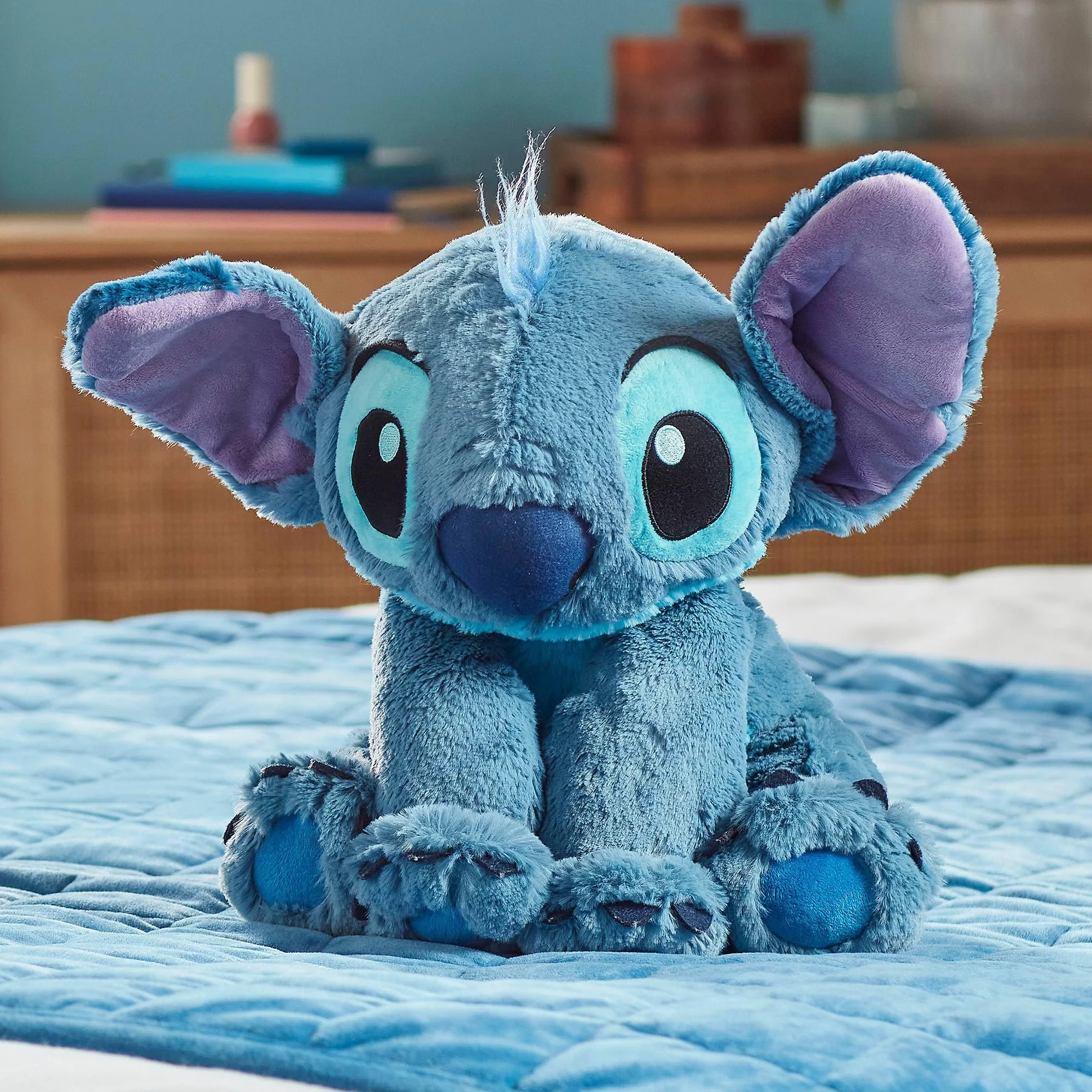 Disney Store peluche Stitch 38 cm ufficiale medio personaggio coccoloso consistenza sfumata dettagli ricamati orecchie flessibili
