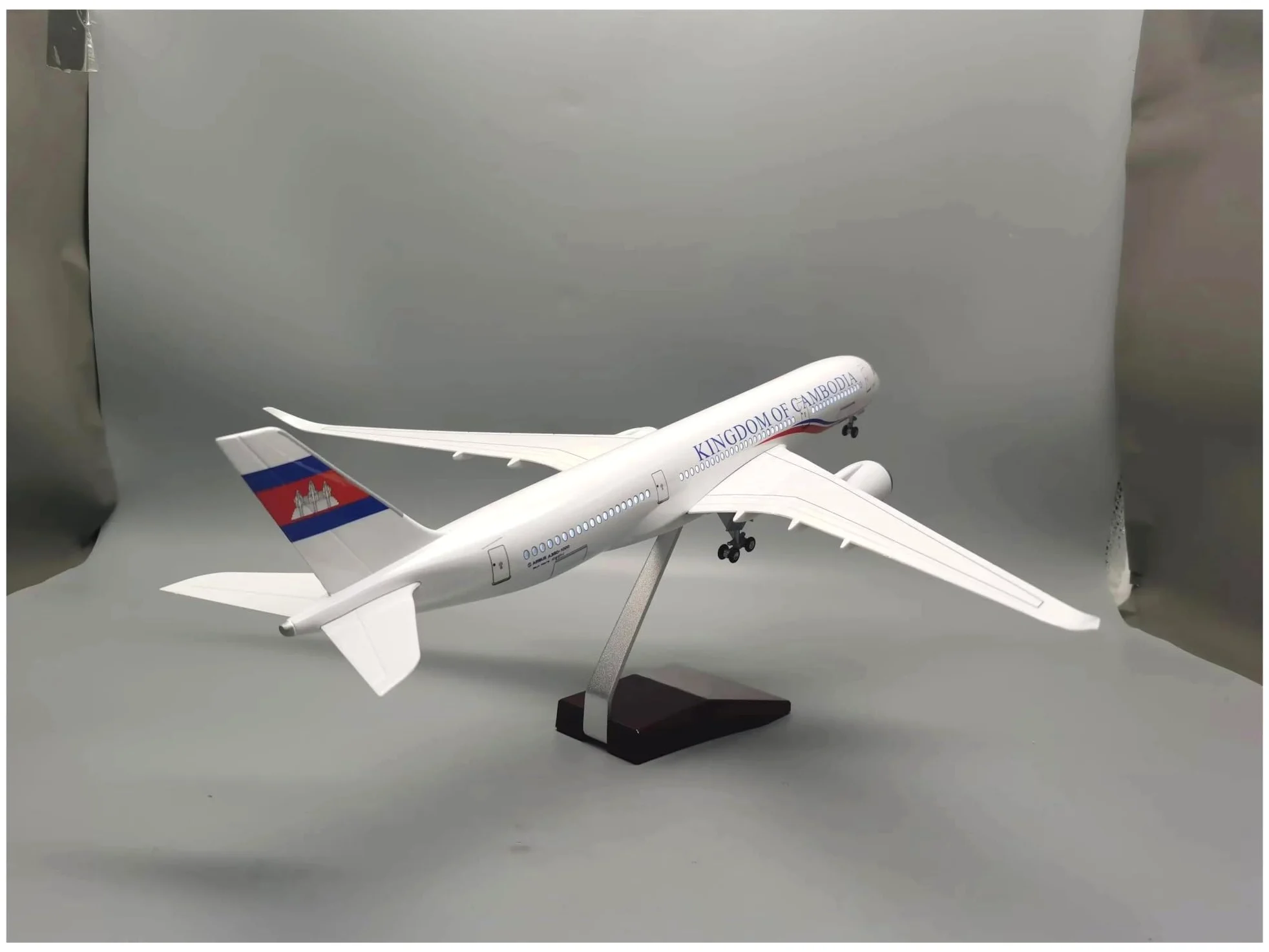 Scala per Aerei in Metallo pressofuso 47 cm per cambogiano per Kit di Costruzione di modellini di Aerei DieCast A350 con aeroplani Leggeri per Decorazioni per Hobby per Raccolta ed Esposizione (Senza