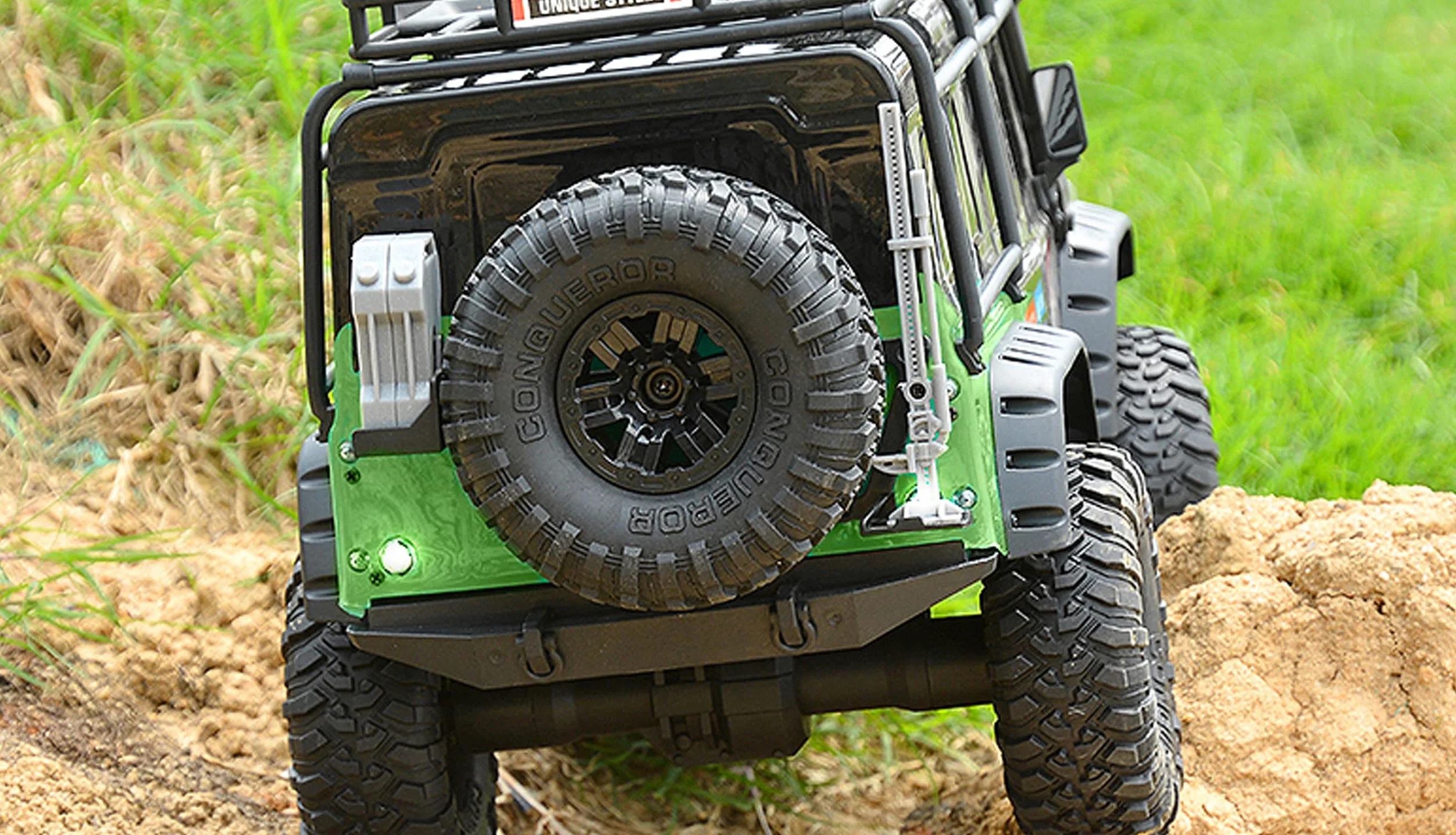 Amewi Dirt Climbing Fierce Tiger SUV Crawler 4WD 1:10 RTR nero, incl. telecomando, batteria, cavo di ricarica
