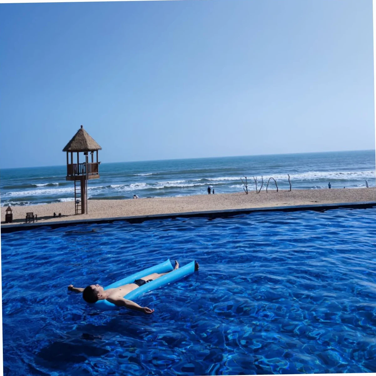 Materassino da Mare Gonfiabile Blu in Nailon, Galleggiante per Nuoto | Atmosfera Estiva, Leggero e Portatile, Facile da Riporre e Trasportare