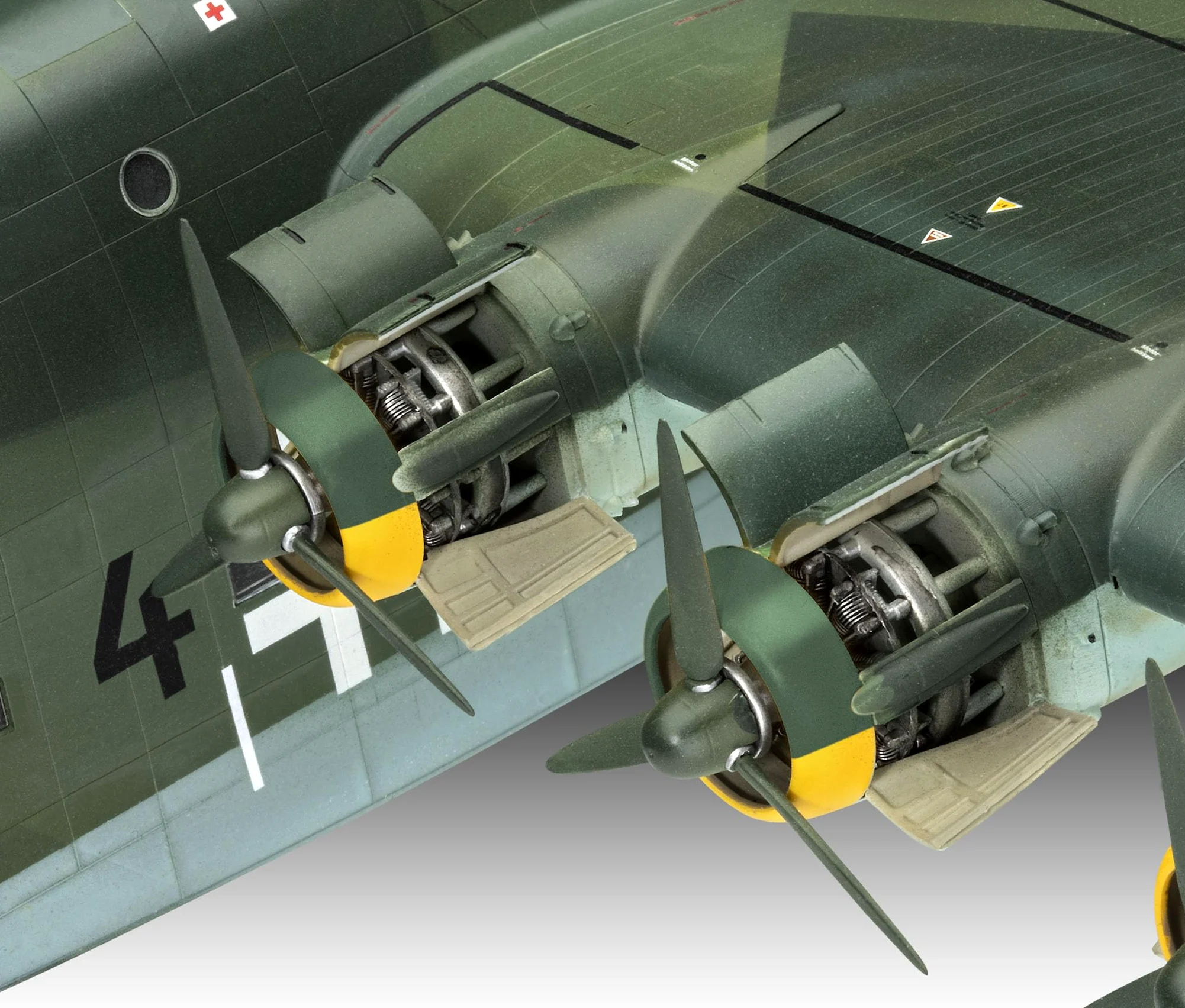Revell 03792 Blohm & Voss BV222 - Kit modellino aeromobile in plastica non costruita/non verniciata, scala 1:72