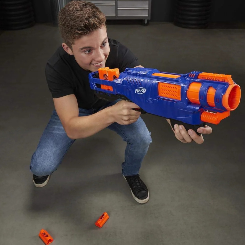 Nerf Hasbro Elite Trilogy DS-15 Blaster con 15 Dardi Originali e 5 Cartucce