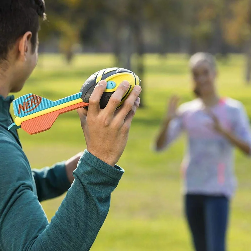 Hasbro Nerf N-Sports Vortex Aero Howler Football – Armi Giocattolo da 6 Anni (S), Ragazzo/Ragazza, Verde, Argento, 1 Pezzo (S)