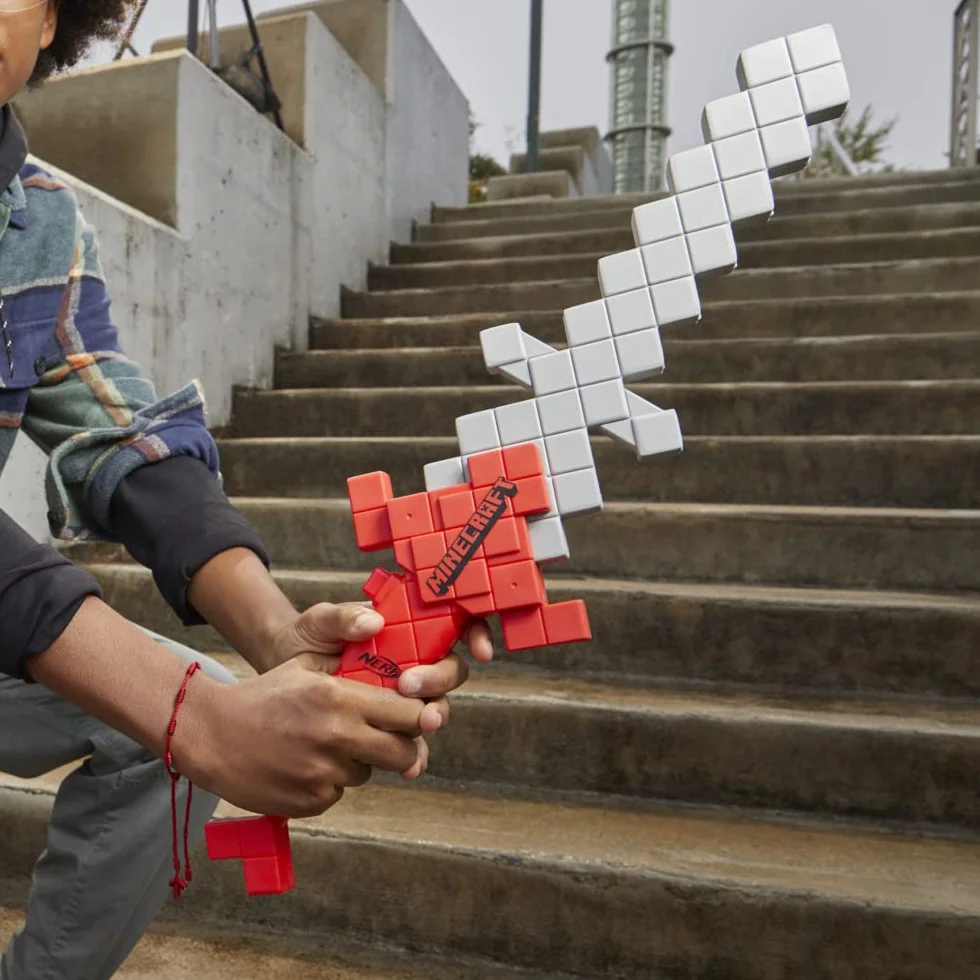 Nerf Minecraft - Spada Heartstealer, 4 dardi Nerf Elite in gommapiuma, lama in gommapiuma, blaster