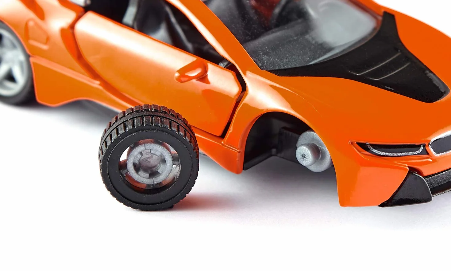 Siku BMW i8 LCI 1:50 Orange/Schwarz Metall/Kunststoff