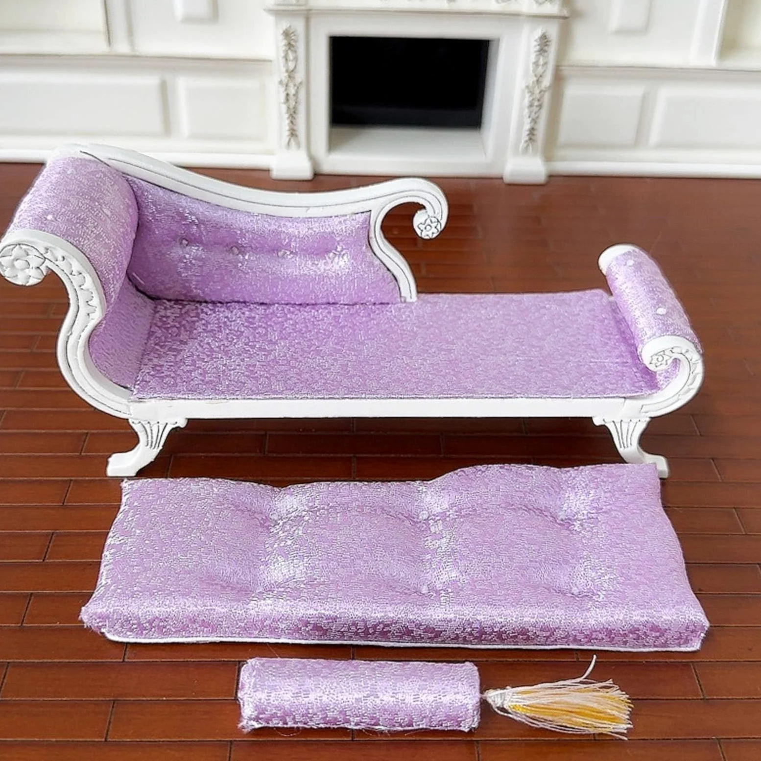 Mini Divano Casa Delle Bambole Divanetto Sedia Antica in Legno Lavorato E Stoffa Ricamata con Profilo da Daybed Adatto per Collezionismo Diorami Miniatura 1 12, color to 3