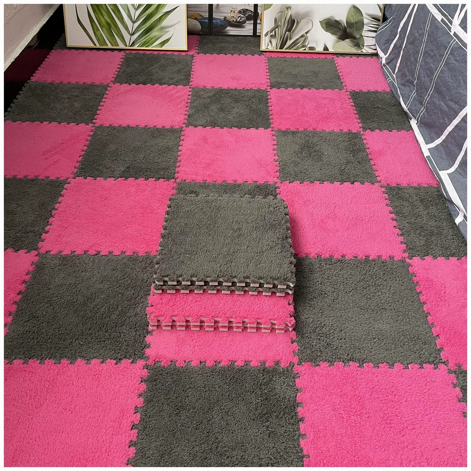 Splice Interlocking Carpet 16 Pezzi Tappetino in Schiuma Patchwork di Peluche, Tappetino in Peluche Quadrato Puzzle, Tappeto in Schiuma Antiscivolo,Gray+Rose-0.6cm