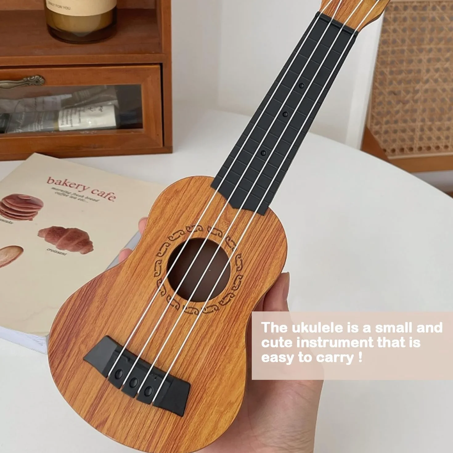 Chitarra per Bambini 38cm Giocattolo 4 Corde Regolabili Mini Ukulele Educativo Regalo