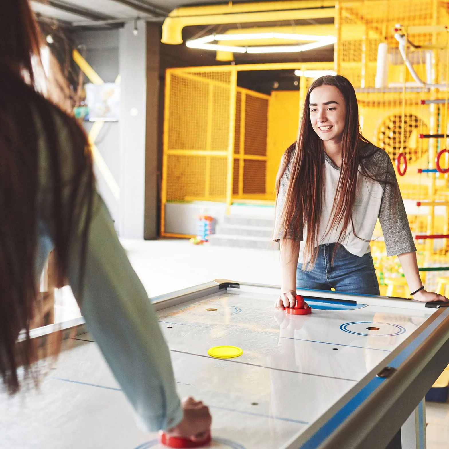 16 Pezzi Dischi da Hockey Domestici Sostituzione Rossa da 2,5 Pollici Dischi da Hockey Rotondi Dischi Pesanti per Tavoli da Hockey Multicolori per Tavoli da Gioco Accessori per Attrezzature