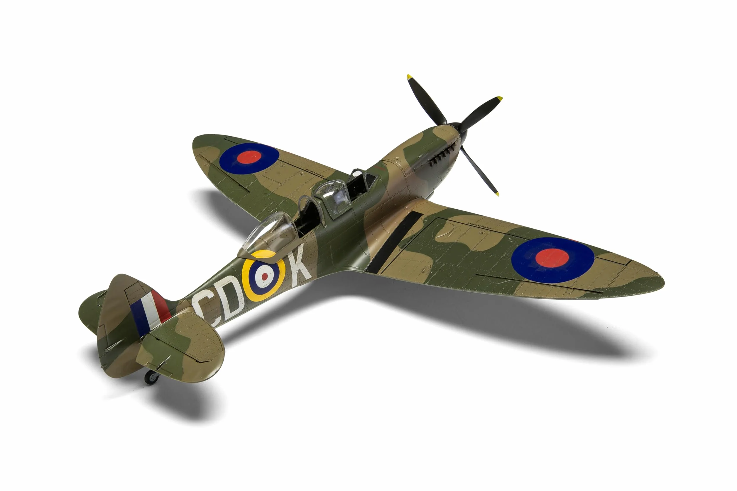 Airfix A05143 Supermarine Spitfire Tr.9 Model Building Kit - Kit di aereo in plastica per adulti e bambini dagli 8 anni in su, il set include Sprues e decalcomanie in scala 1:48, non verniciato
