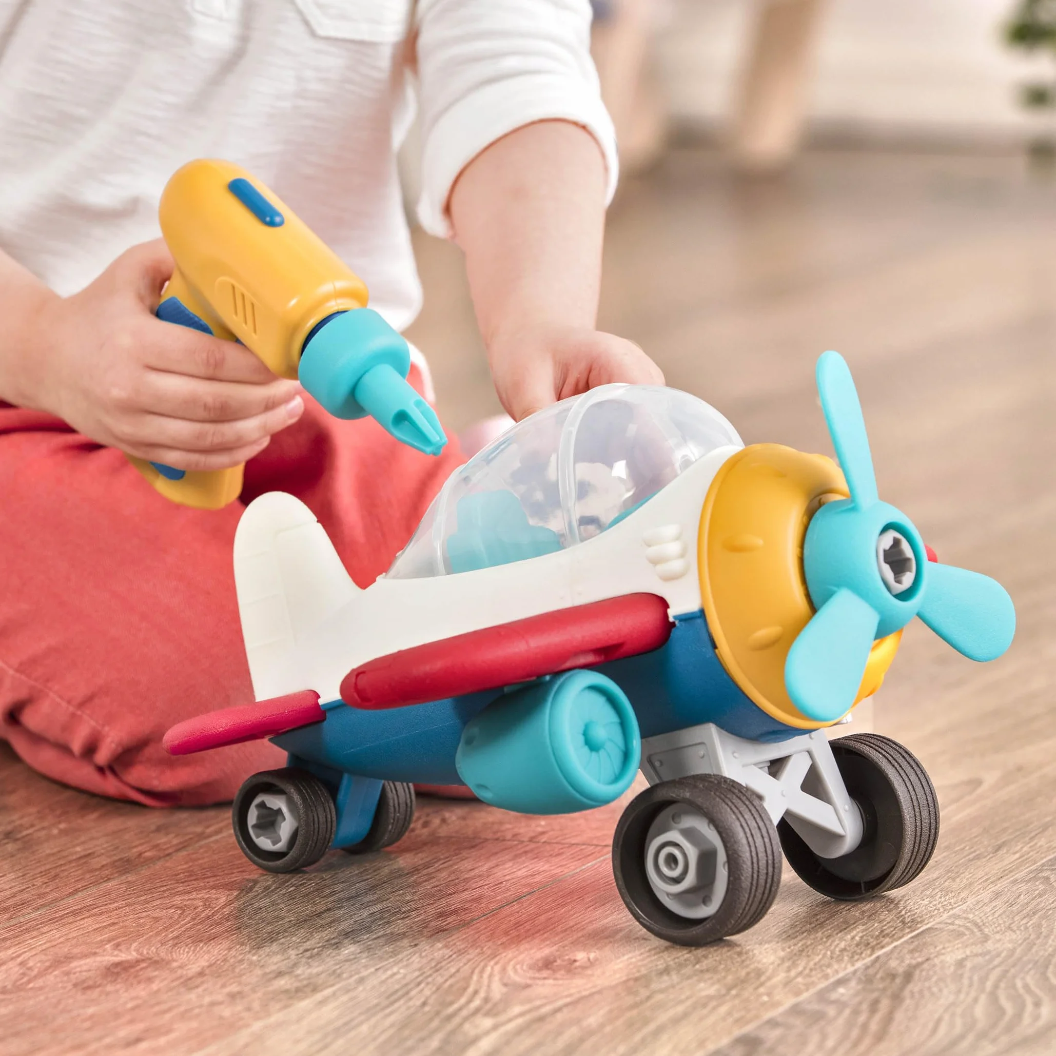 Battat - Aereo da trasporto - Aereo giocattolo con trapano per bambini - Giocattolo STEM - Benefici per lo sviluppo - 3 anni +