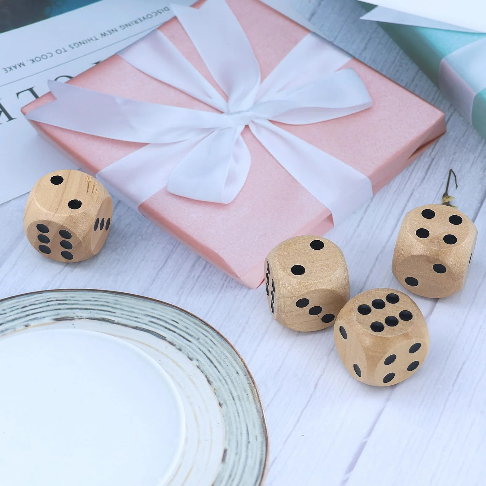 4Pcs Dadi Da Gioco in Legno 30mm,Dadi Da Gioco in Legno Naturale,Giochi Di Carte Accessori Per Giochi Di Società