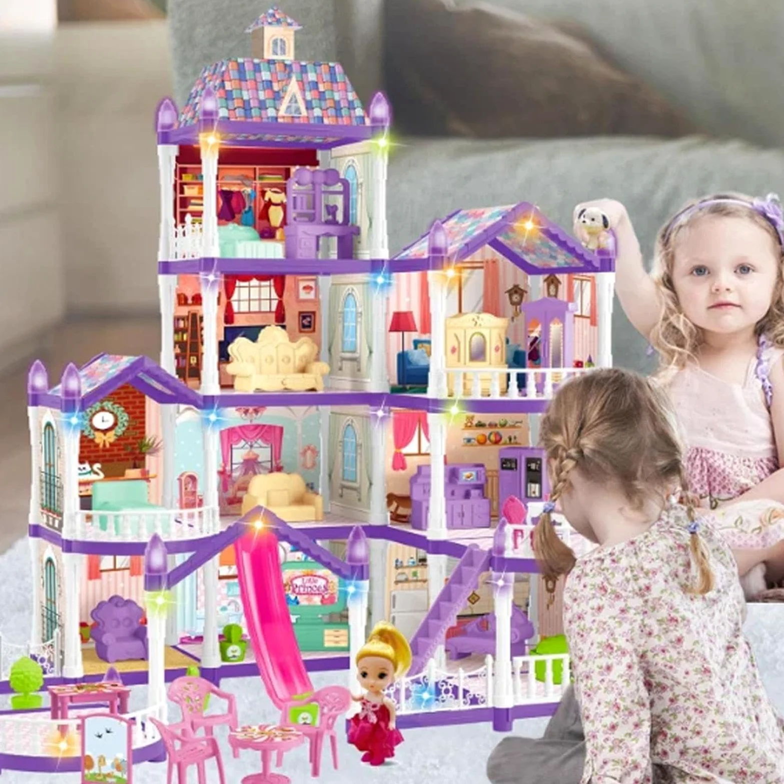Casa delle Bambole 4 Piani 13 Stanze Giocattolo Miniature da Montare | Set di Casa con 3 Principesse e 2 Cuccioli e Arredamento Per Bambine E Bambini 4 6 Anni Giochi Di