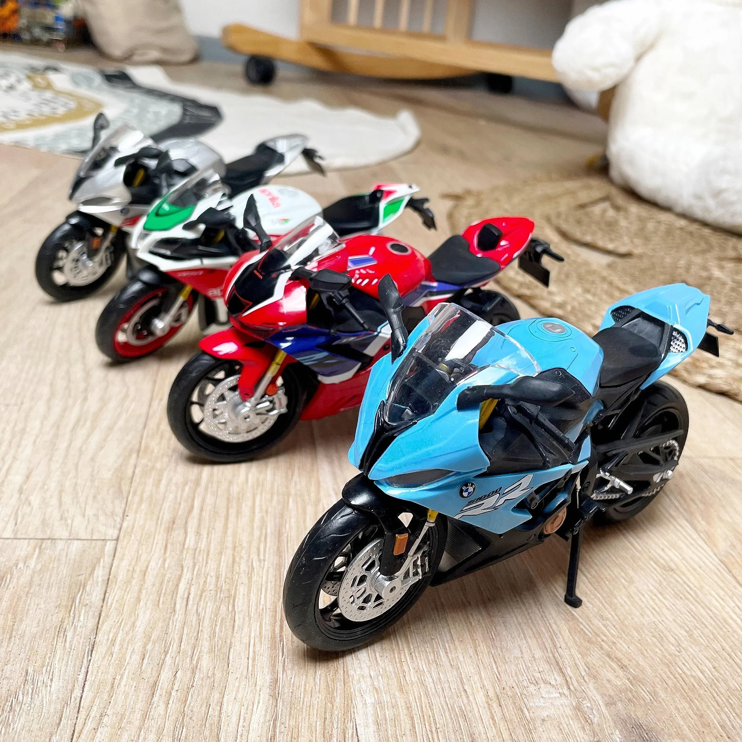 BMW S1000RR Die Cast 1/12 Bianco Metallo Giocattolo Veicolo a Ruote Libere
