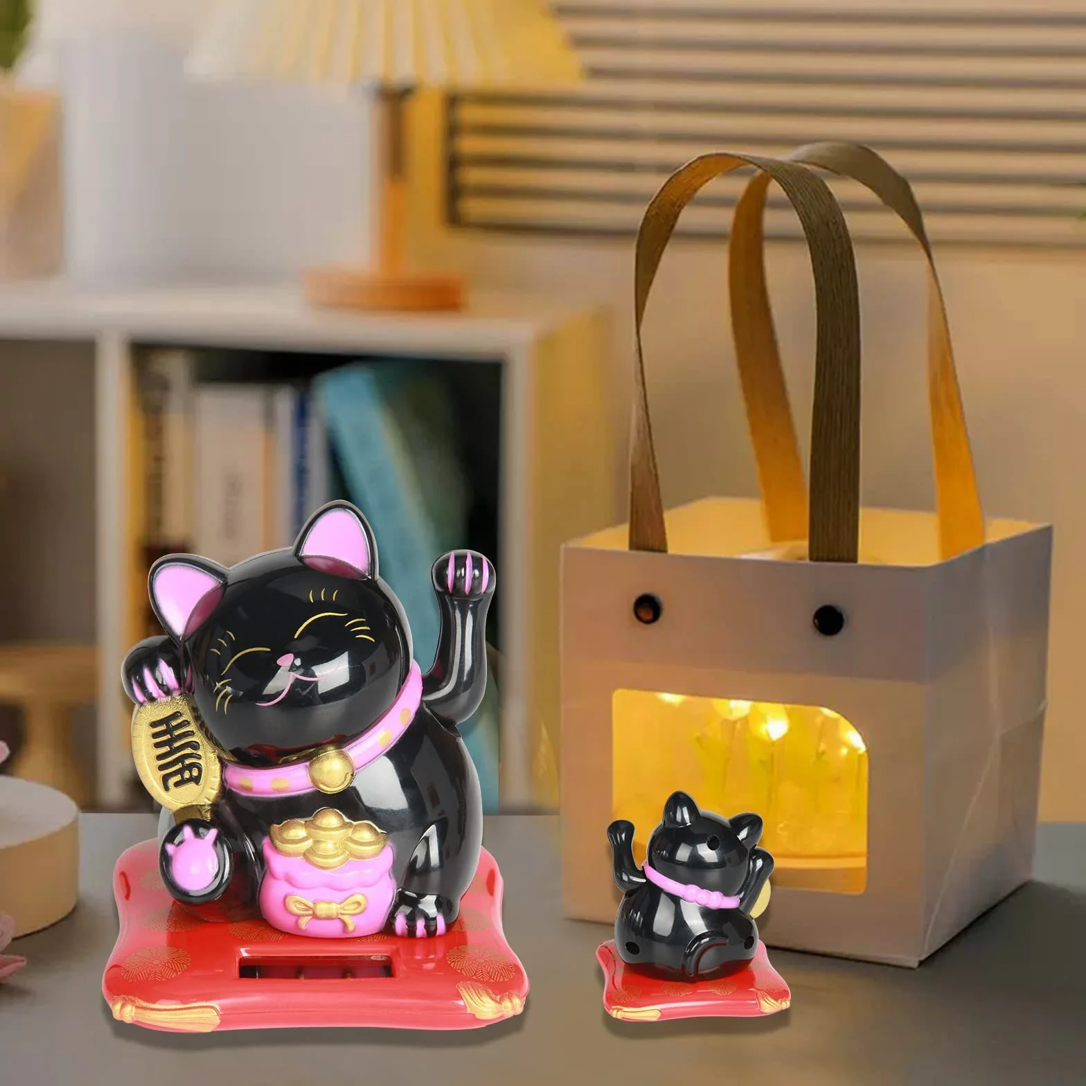 Maneki Neko Fortune Cat Solare Gatto Braccio Ondeaggiante Home Decor Black