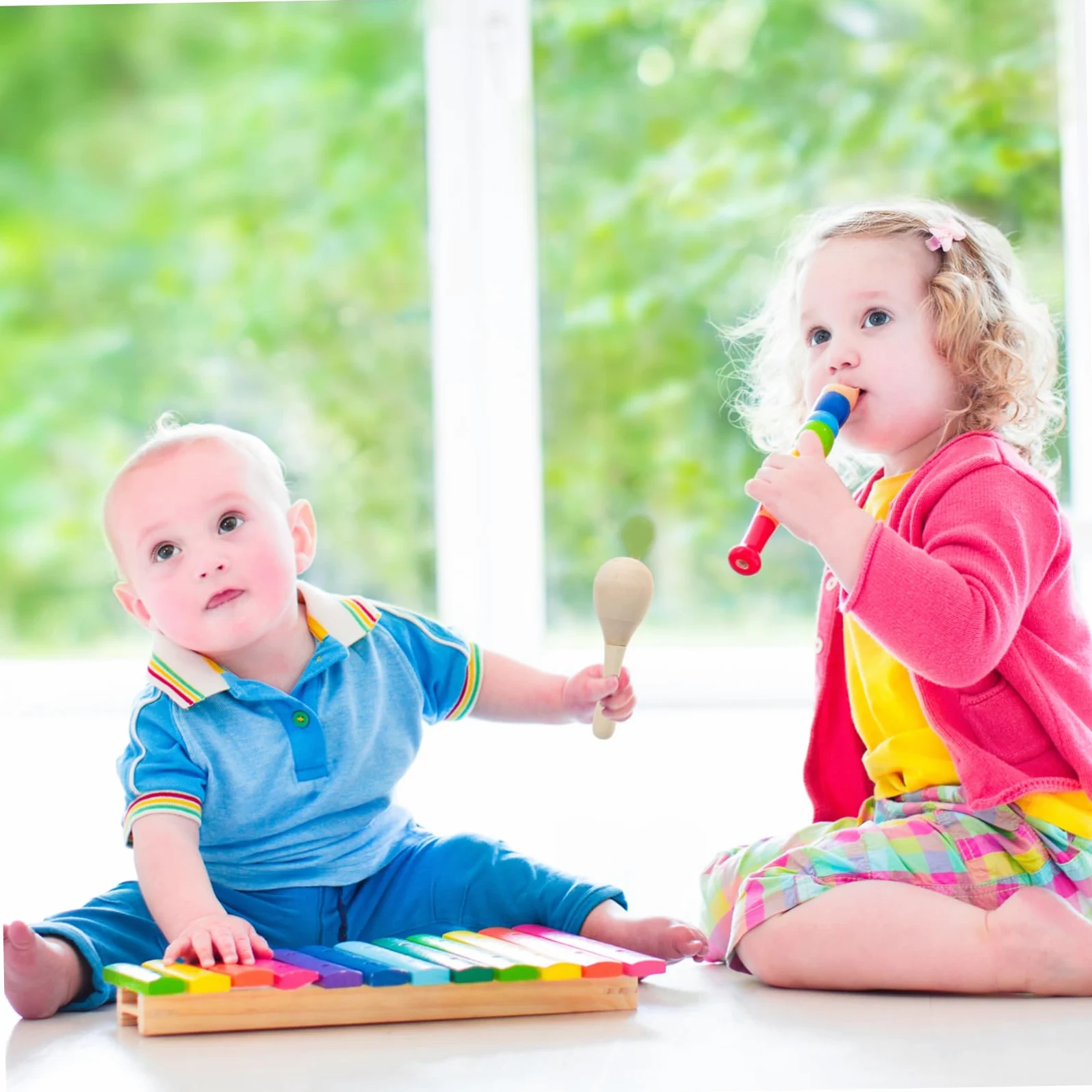 Abaodam Maracas in Legno Fai da Te 12 Pezzi, Giocattolo Musicale per Ragazzo Ragazza Piccoli, Dimensioni Compatte, Strumento Musicale per Feste, Facile da Colorare, per Casa, Scuola