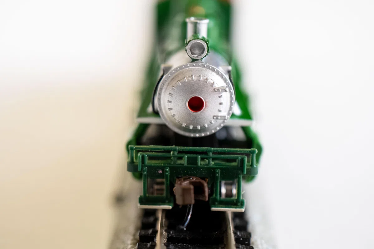 Bachmann And Tender Southern Train Car, Green, N Scale Auto Prairie 2-6-2 Locomotiva e tenero vagone del Treno del Sud, Verde, Scala N, Colore, 51572