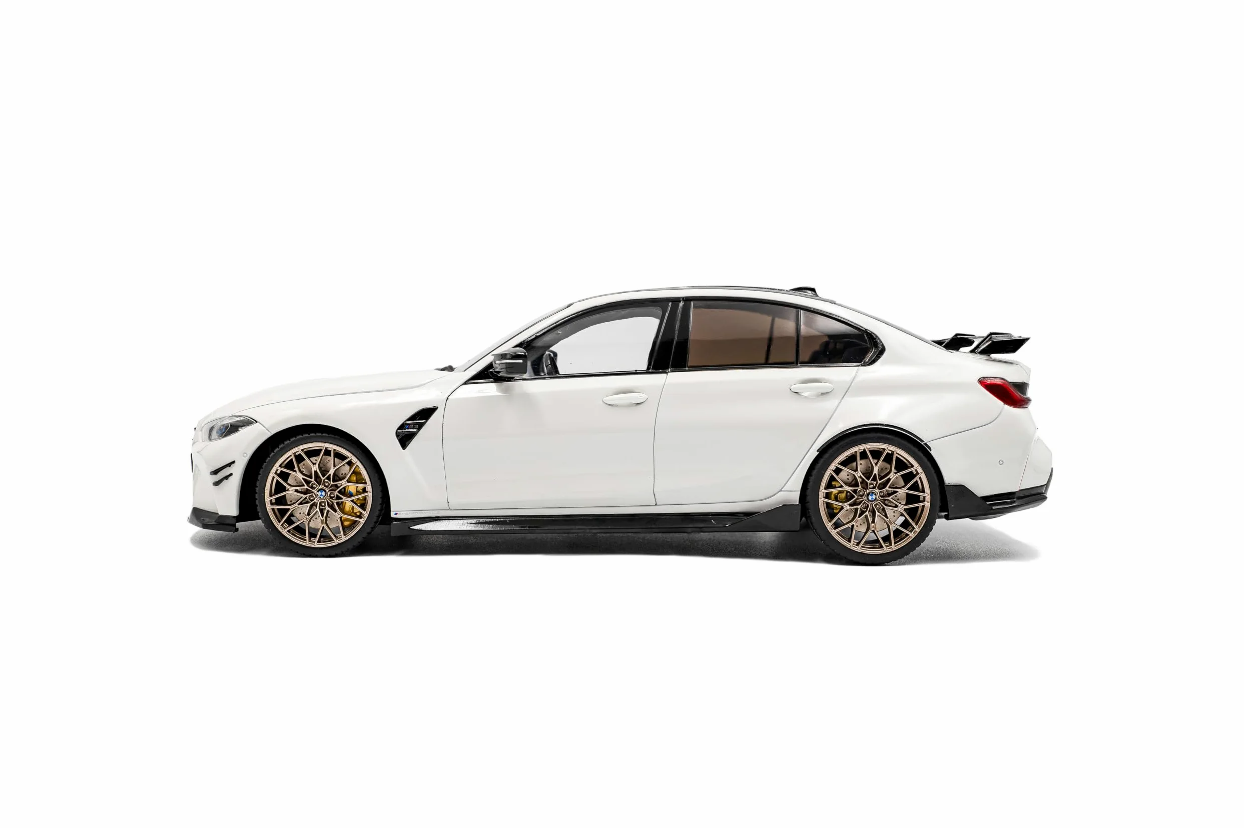 Solido BMW M3 (G80) - berlina sportiva con doppio raggio, accenti neri, cerchi in bronzo, dettagli aerodetails, Diecast modellino auto, bianco alpino, tinta unita, 1:18