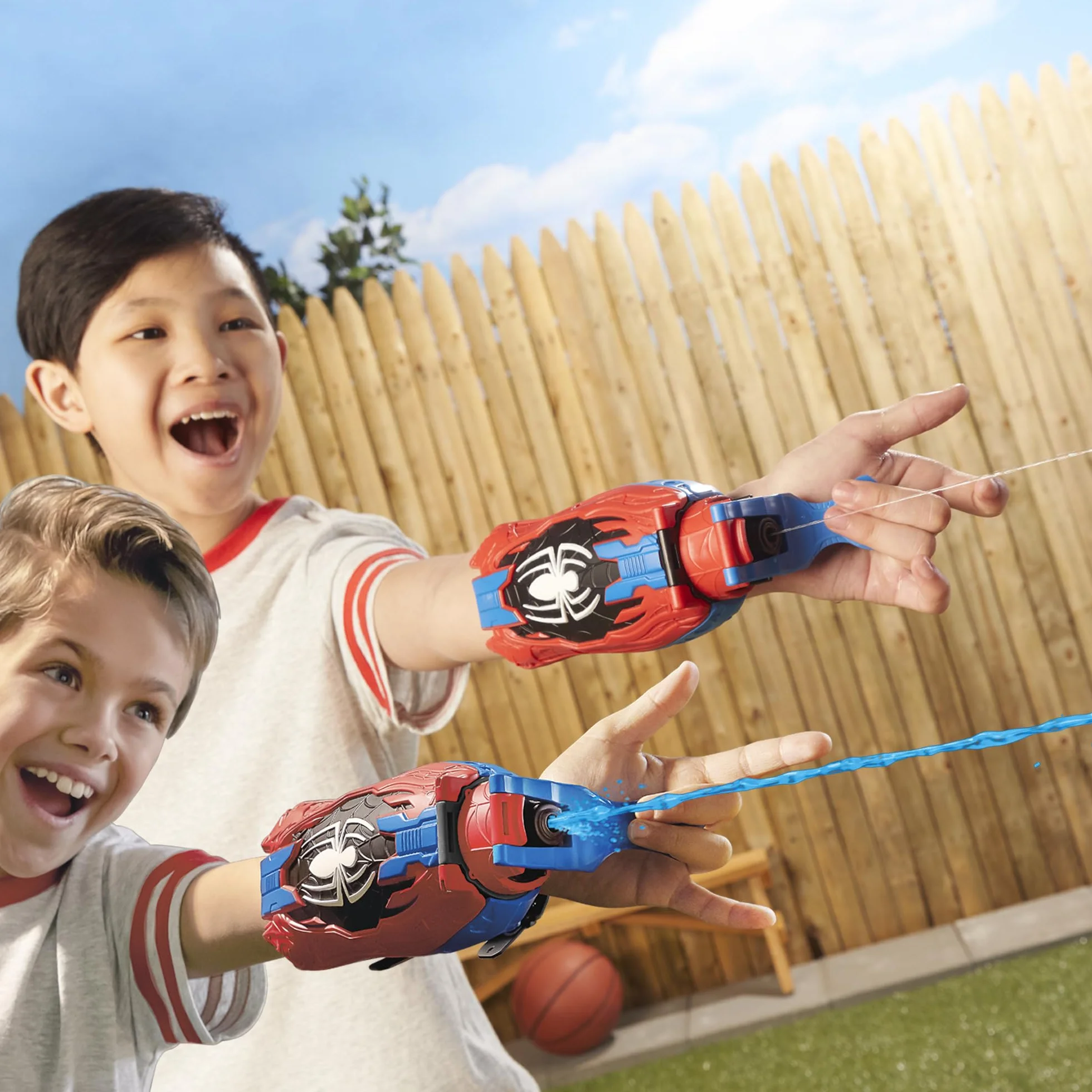 Spider-Man Hasbro Marvel Blaster Ragnatele Lunga Gittata 2 in 1 Giocattolo Supereroe Plastica 5 Anni