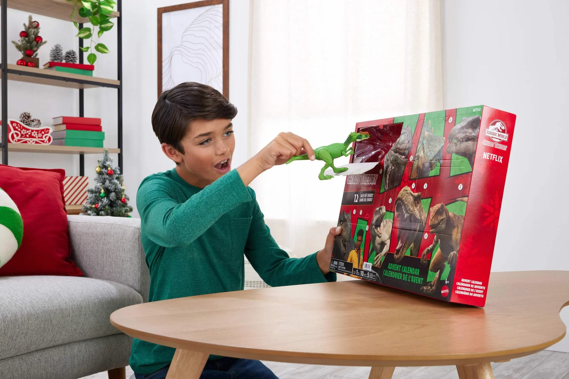 Mattel Jurassic World - Calendario dell'Avvento 2025, 12 finestrelle a sorpresa con Smoothie e altri 8 dinosauri, personaggio Brooklynn e tanti accessori, giocattolo per bambini, 4+ anni, JGM17