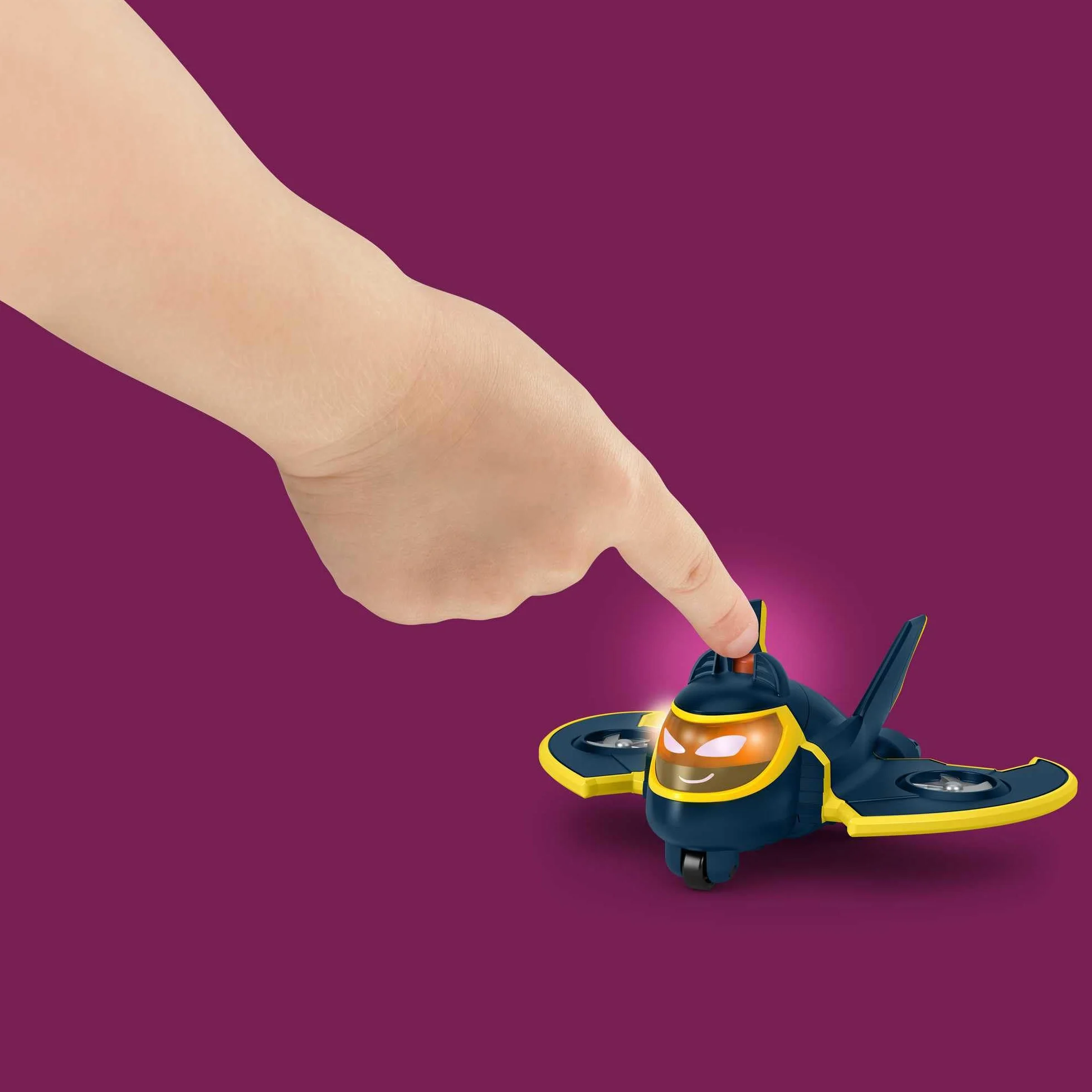 Fisher-Price DC Batwheels - Set da 2 macchinine luminose in scala 1:55, include Redbird e Batwing, veicoli a pile con effetti luminosi, giocattolo per bambini, 3+ anni, HML26