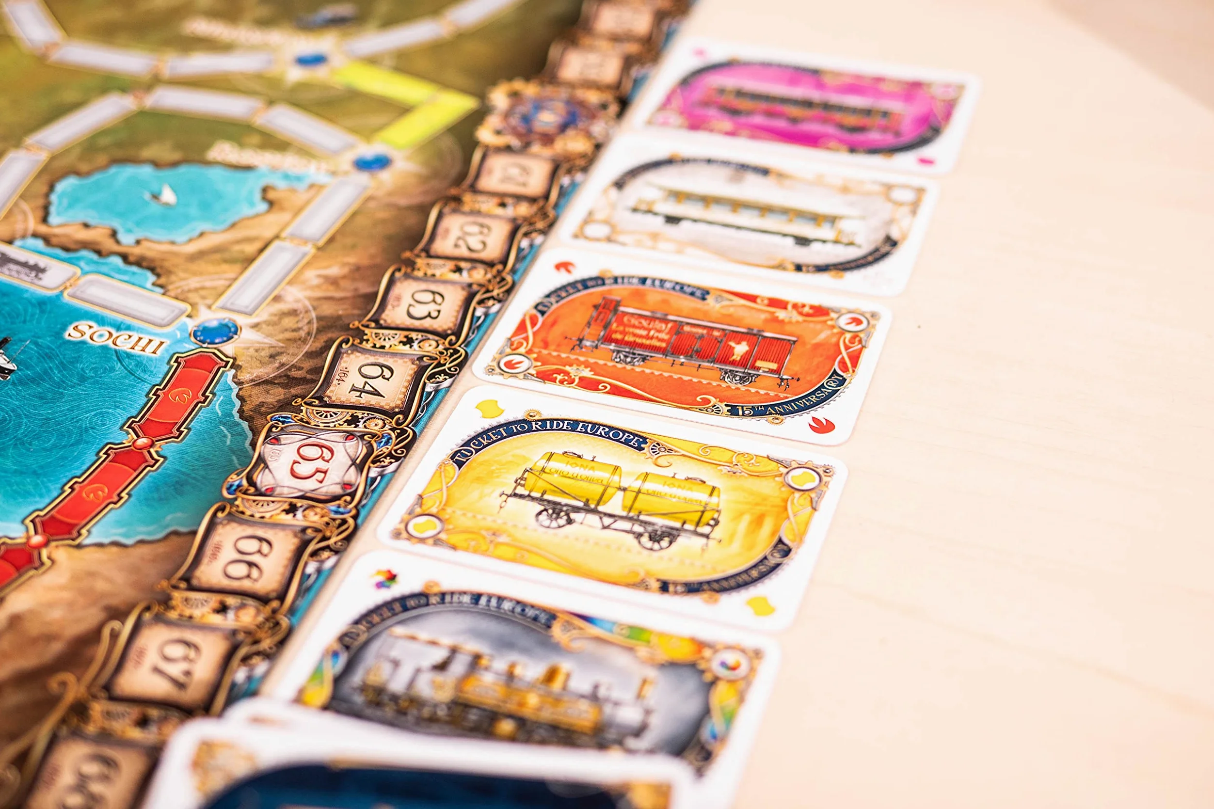 Asmodee - Ticket to Ride: Edizione Speciale 15° Anniversario, Gioco da Tavolo, Edizione in Italiano, 8521