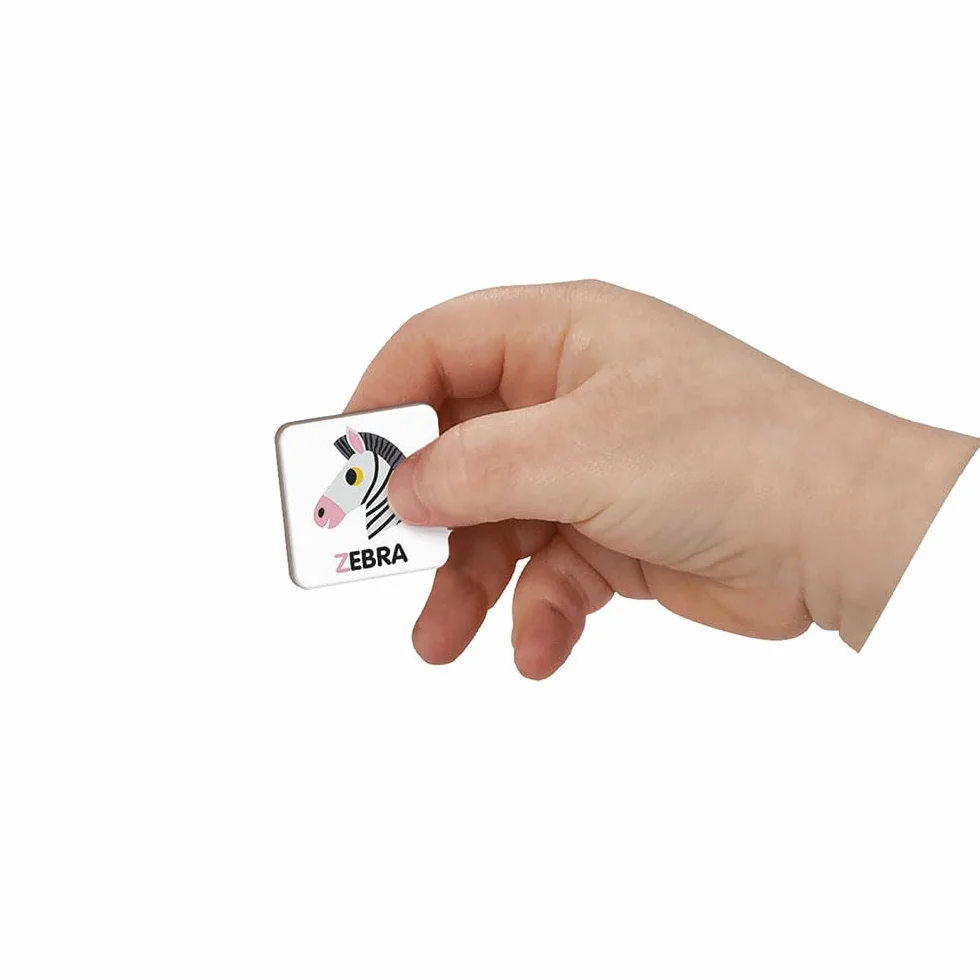 Janod - Magneti'Book Alfabeto - Gioco Educativo Magnetico 142 Pezzi - Versione Italiana - da 3 Anni, J02594
