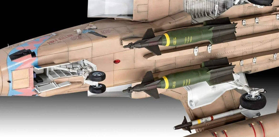 Revell 03892 Tornado GR.1 RAF Gulf War scala 1:32 Kit modellino in plastica non costruita/non verniciata, mimetico deserto