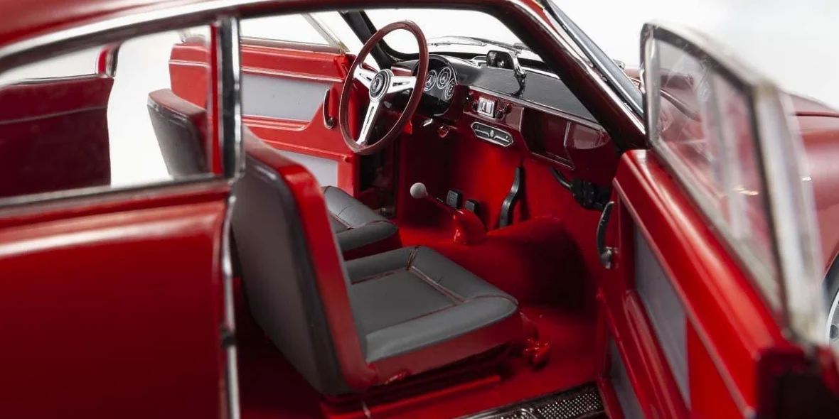 Kyosho 1:18 Alfa Romeo Giulietta Sprint Veloce - Rosso