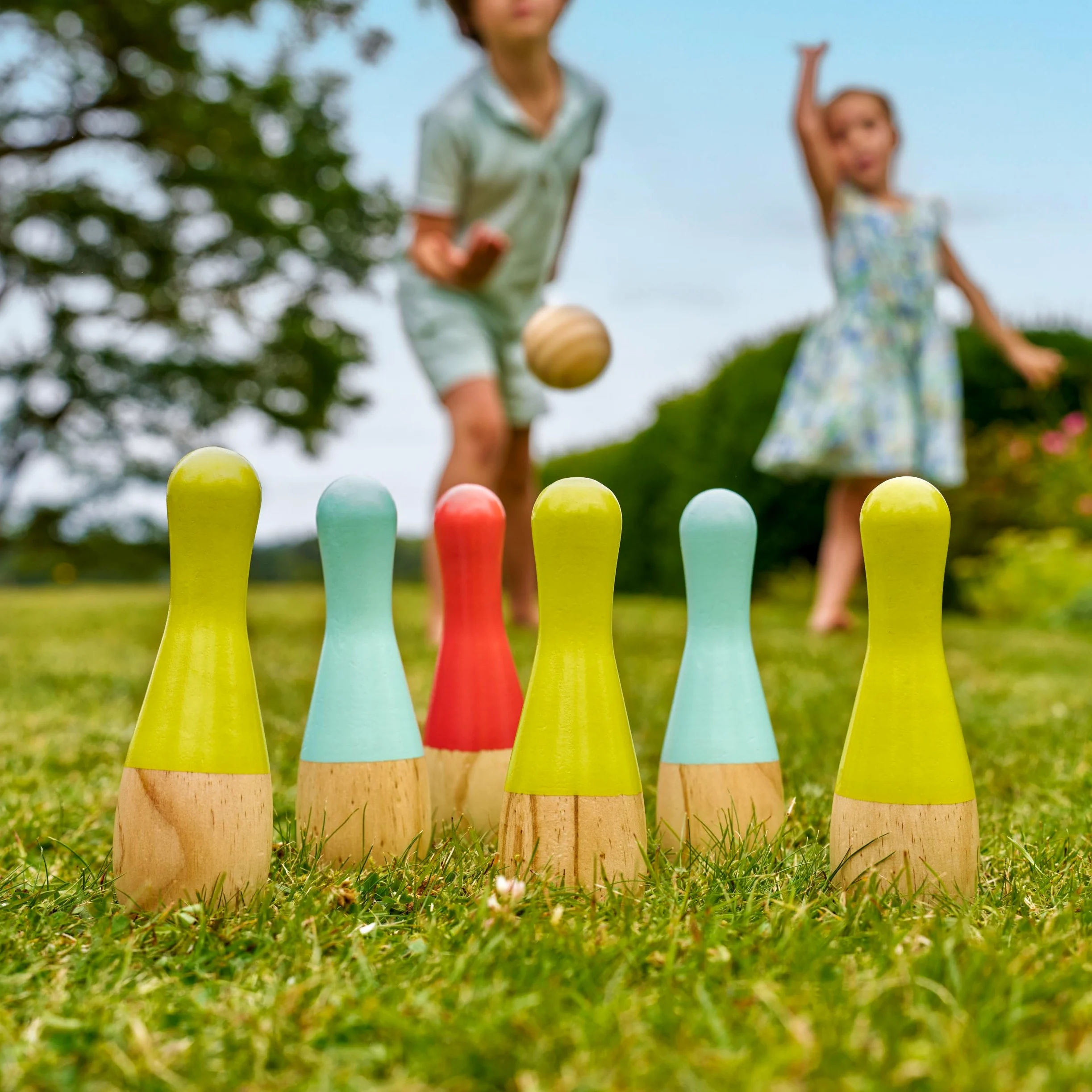 TP Toys FSC - Gioco di Birilli in Legno, da 3 Anni, Gioco di indirizzi all'aperto per Bambini e Famiglie, attività giocosa, attività all'aperto – Perfetto per Giardino e momenti amichevoli