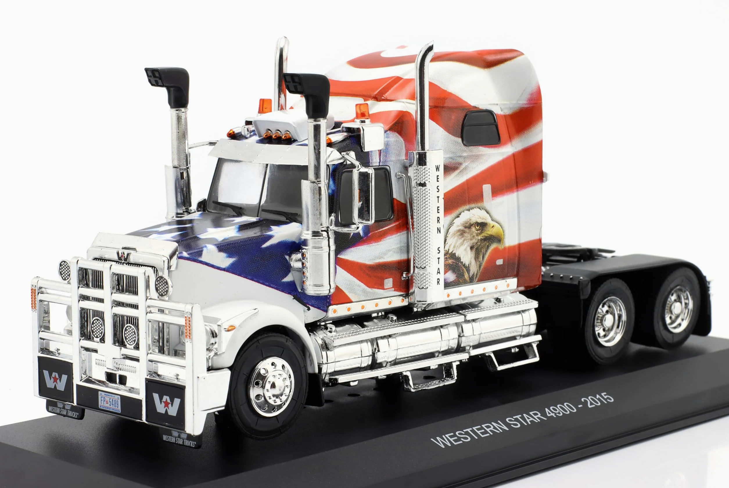 OPO 10 Camion in Miniatura in Scala 1/43 Compatibile con Western Star 4900 2015 American Tractor Hachette IXO CT002