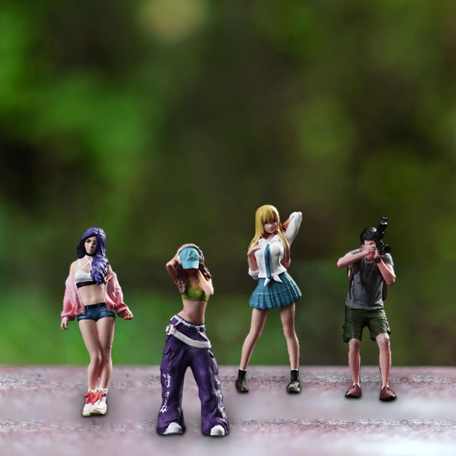 Set 4 Figurine Femminili Scala 1:64 Per Diorami | resina modellata, dettaglio fine, non cadere