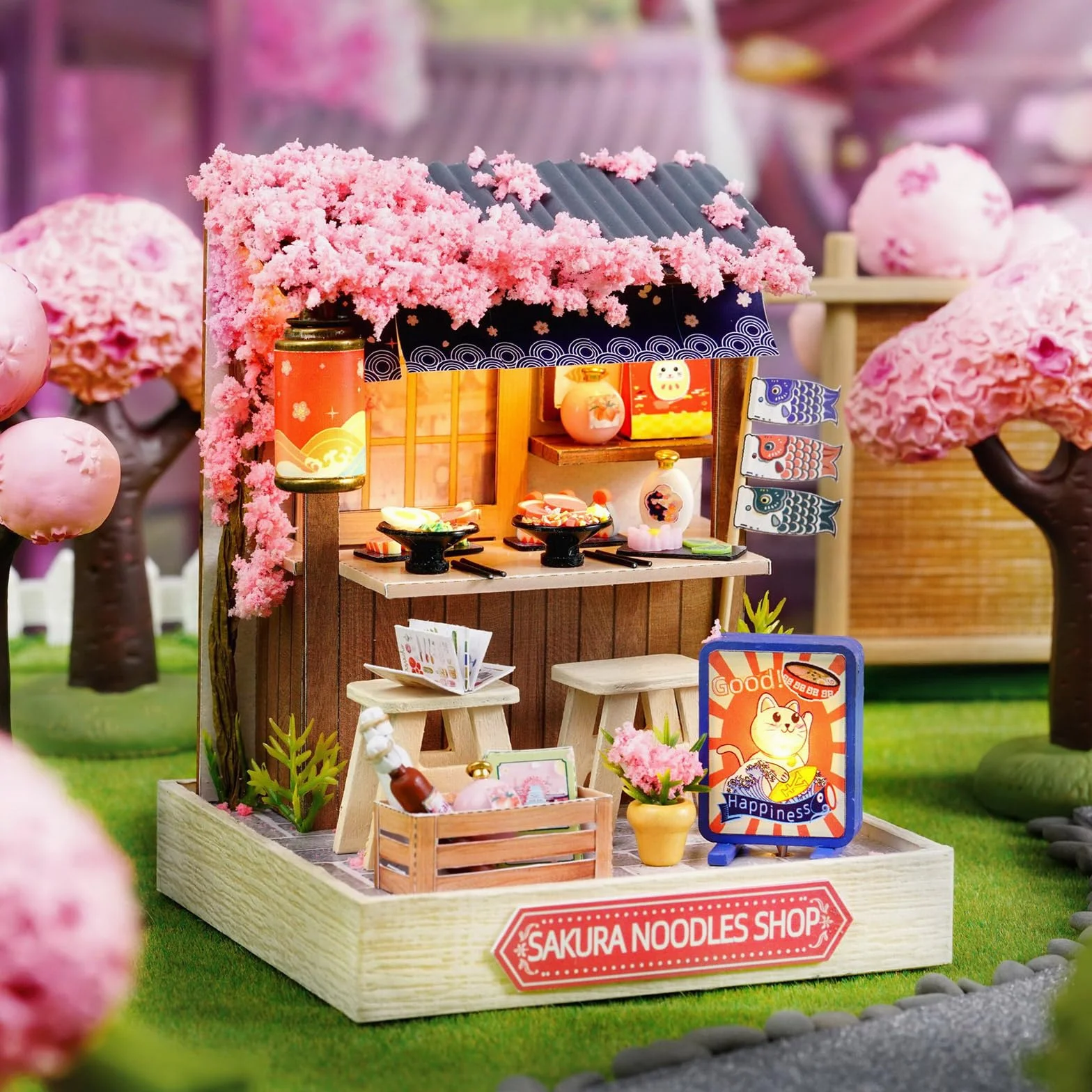Cuteefun Miniature Casa delle Bambole DIY, Kit Case in Miniatura da Costruire Fai da Te con Mobili Copertura Antipolvere e Strumenti, Natale Halloween Regalo di Compleanno(Sakura Noodles Shop)