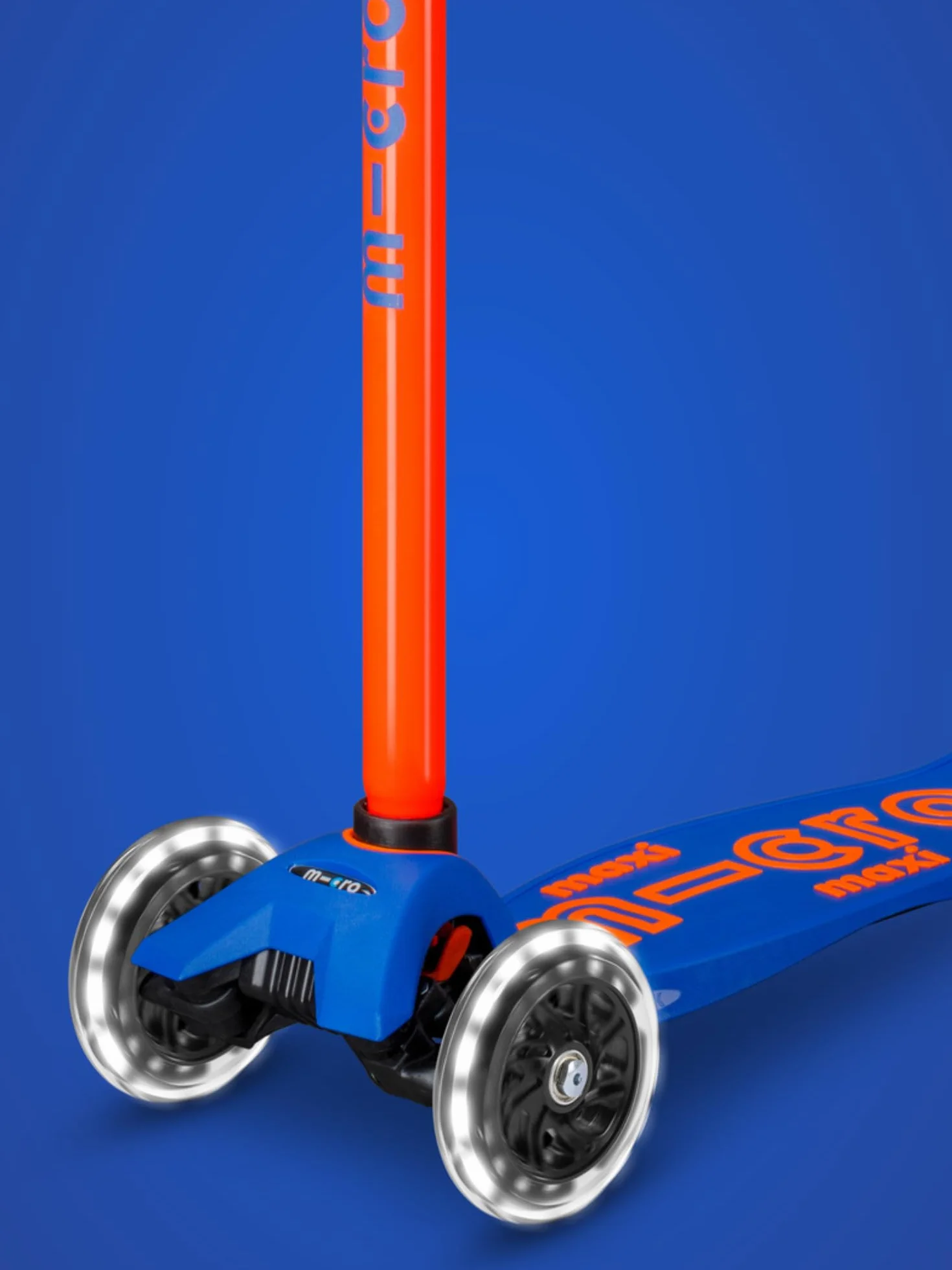 Maxi Deluxe Neon Micro Monopattino da Bambino Arancione LED