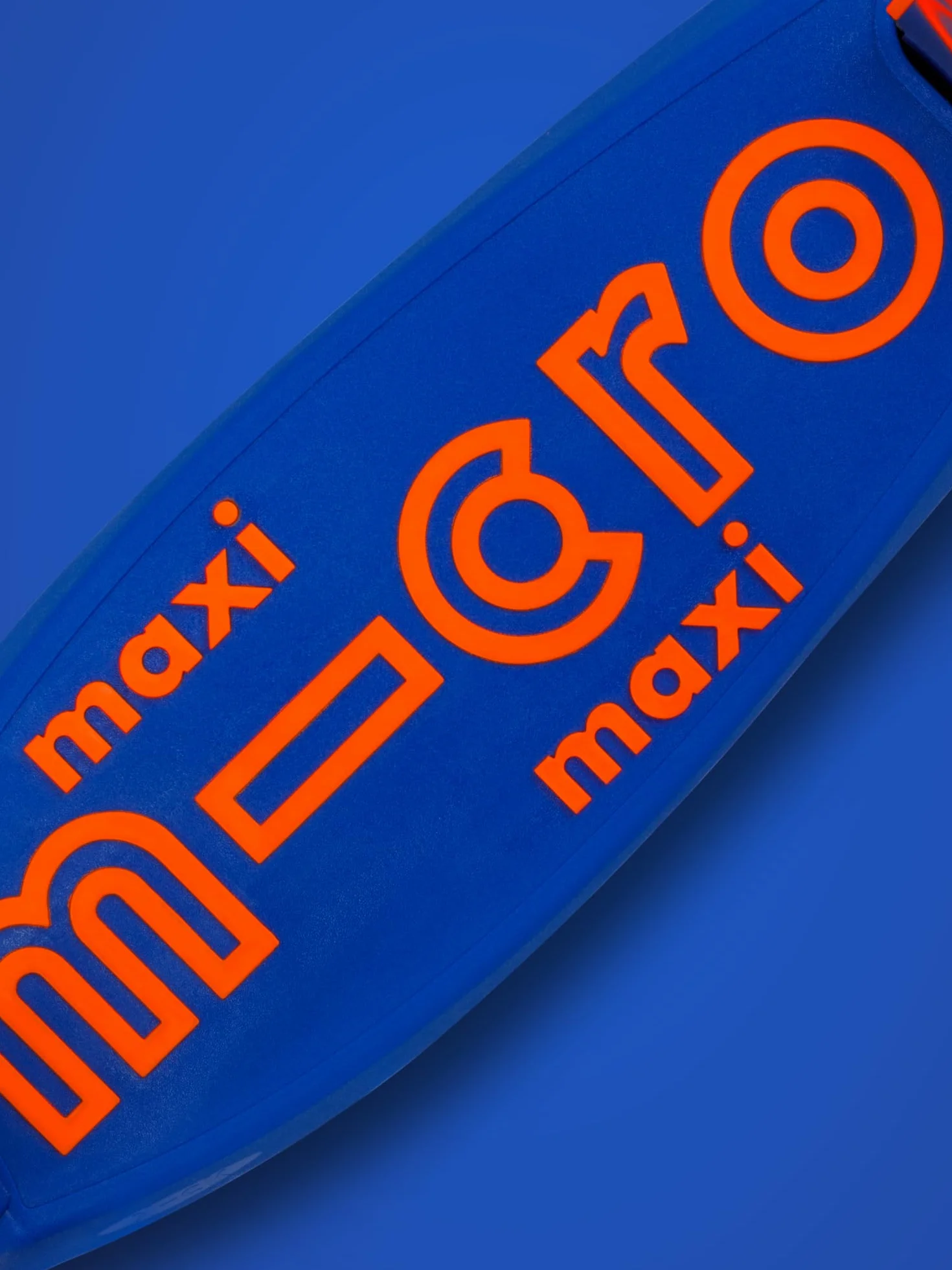 Maxi Deluxe Neon Micro Monopattino da Bambino Arancione LED