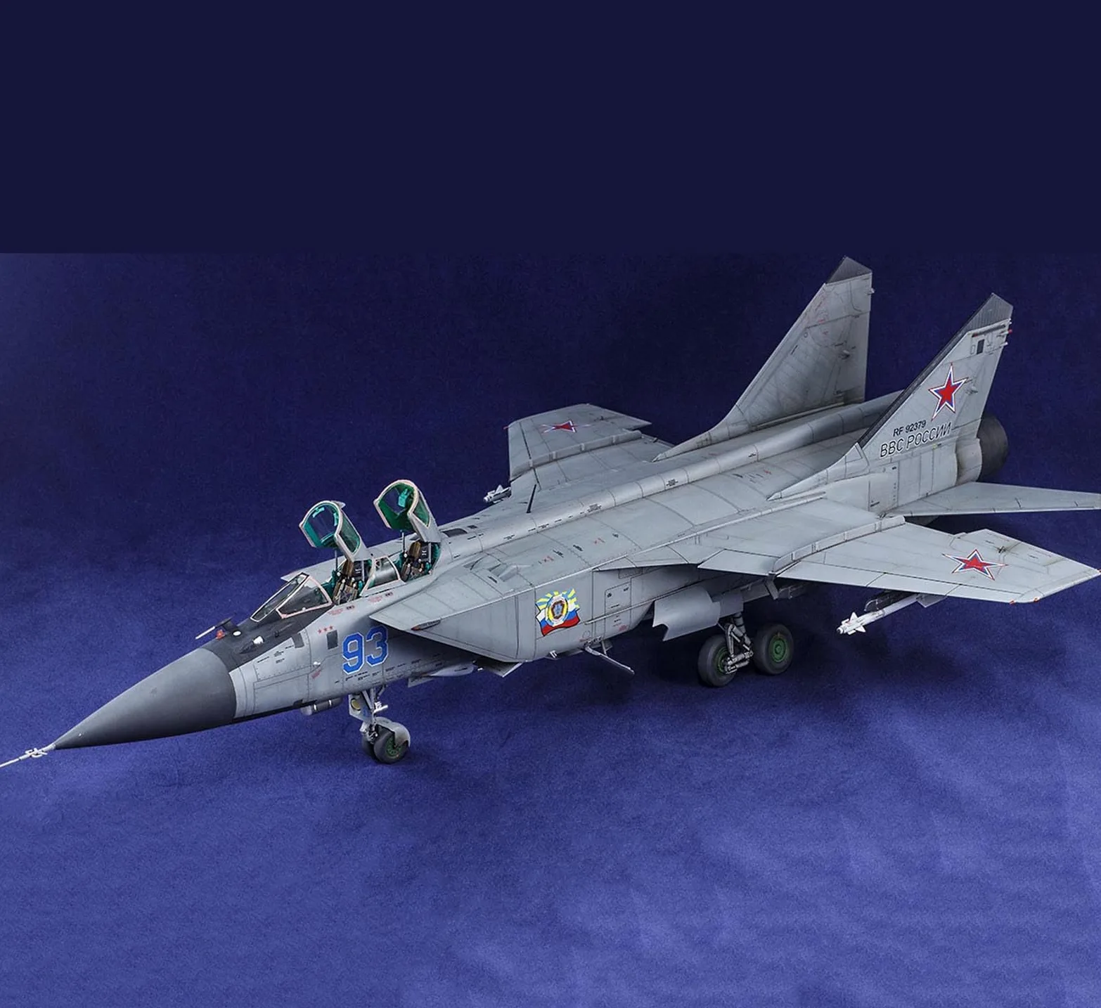 Modellino Aerei da Guerra Model Kits, Russian MiG-31M Foxhound Scala 1/48, Giocattoli e Regali per Adulti, 18.6 x 11Inchs